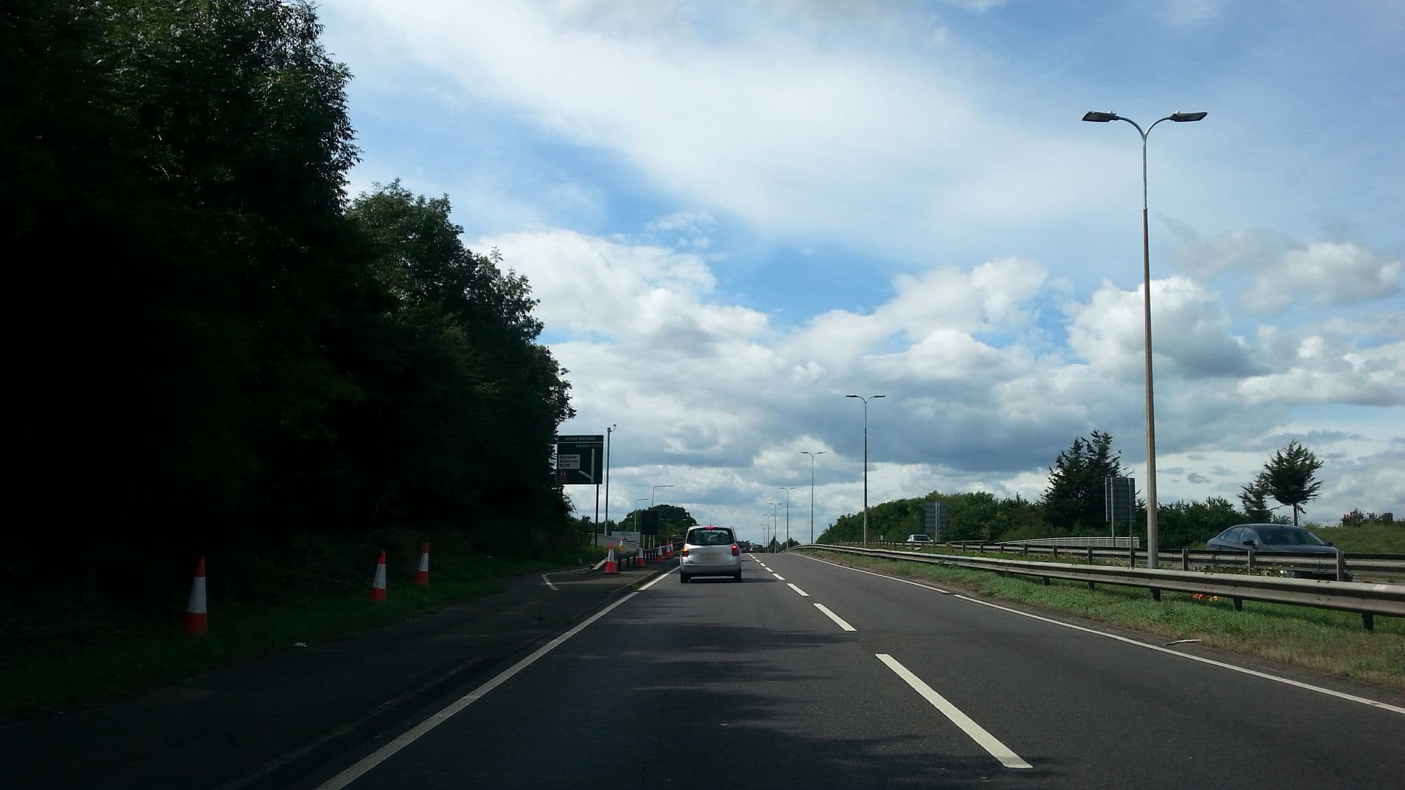 Street view near Campanile, Basildon — © adam2 (CC BY-SA · Mapillary)
