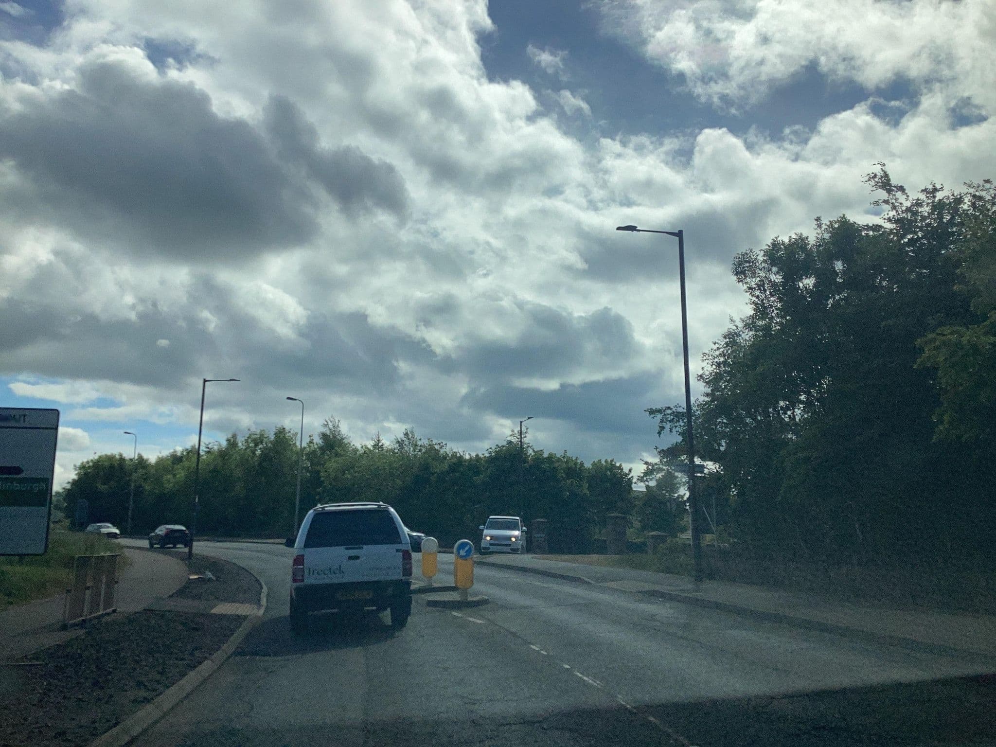 Street view near Marston's Inn, Dunbar — © lucagm (CC BY-SA · Mapillary)