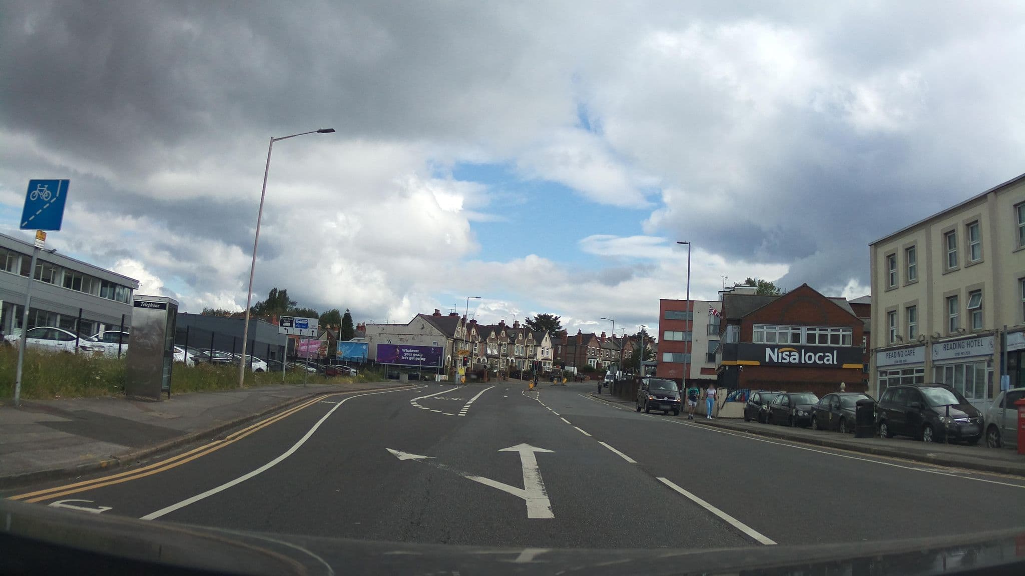 Street view near Reading Hotel, Reading — © southglos (CC BY-SA · Mapillary)