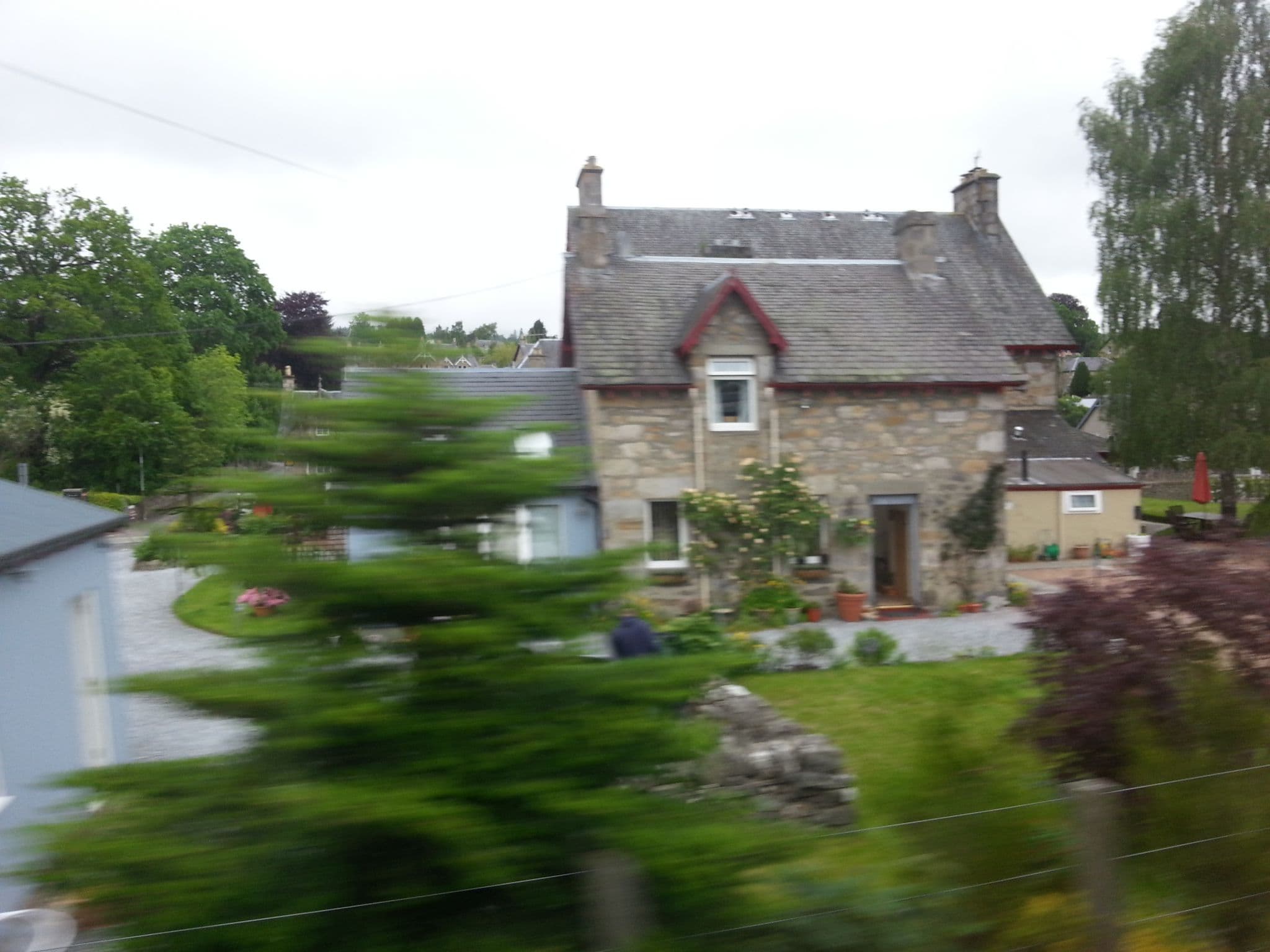 Street view near Lineside, Pitlochry — © thingomy (CC BY-SA · Mapillary)