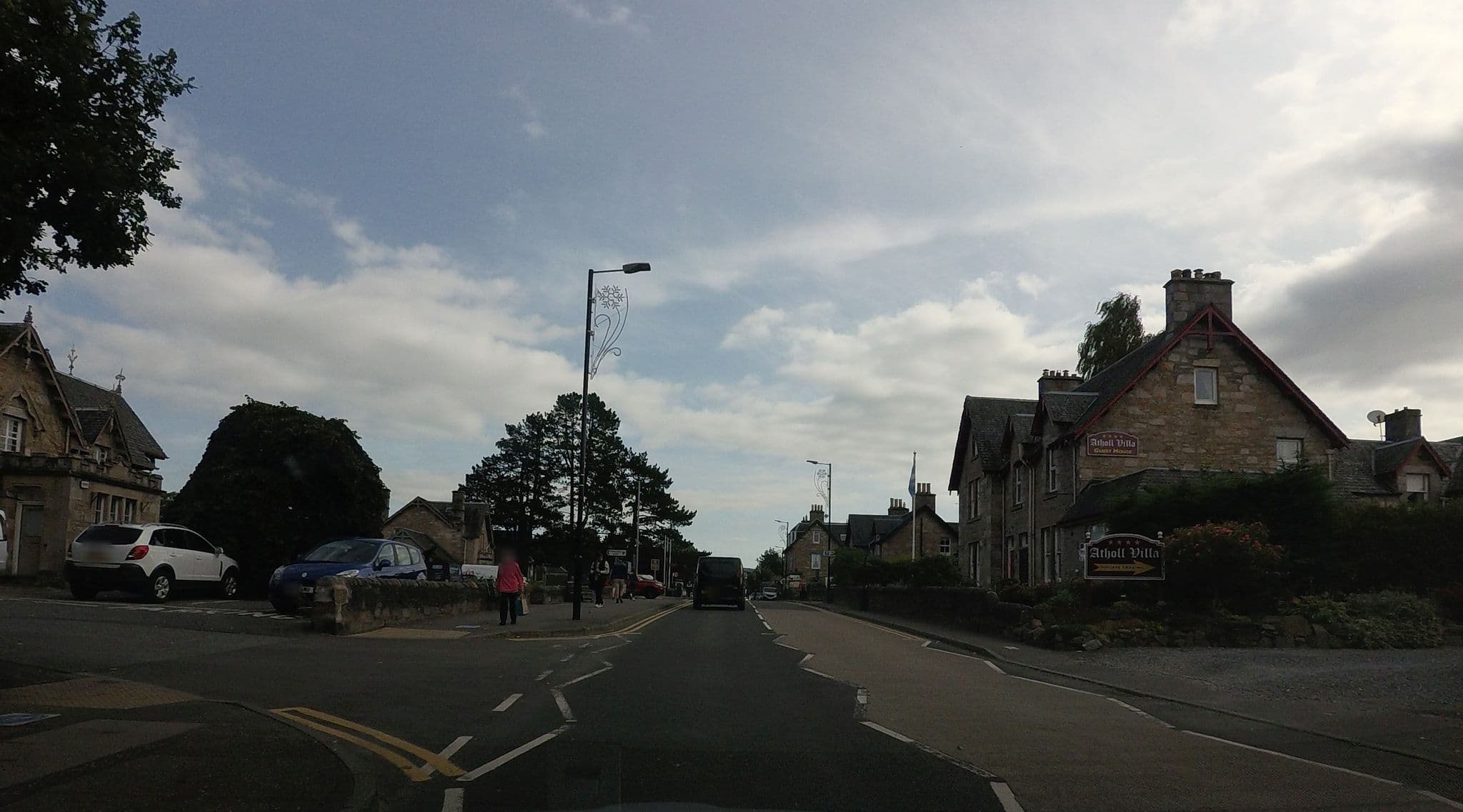 Street view near Atholl Villa Guest House, Pitlochry — © hobgoblin (CC BY-SA · Mapillary)