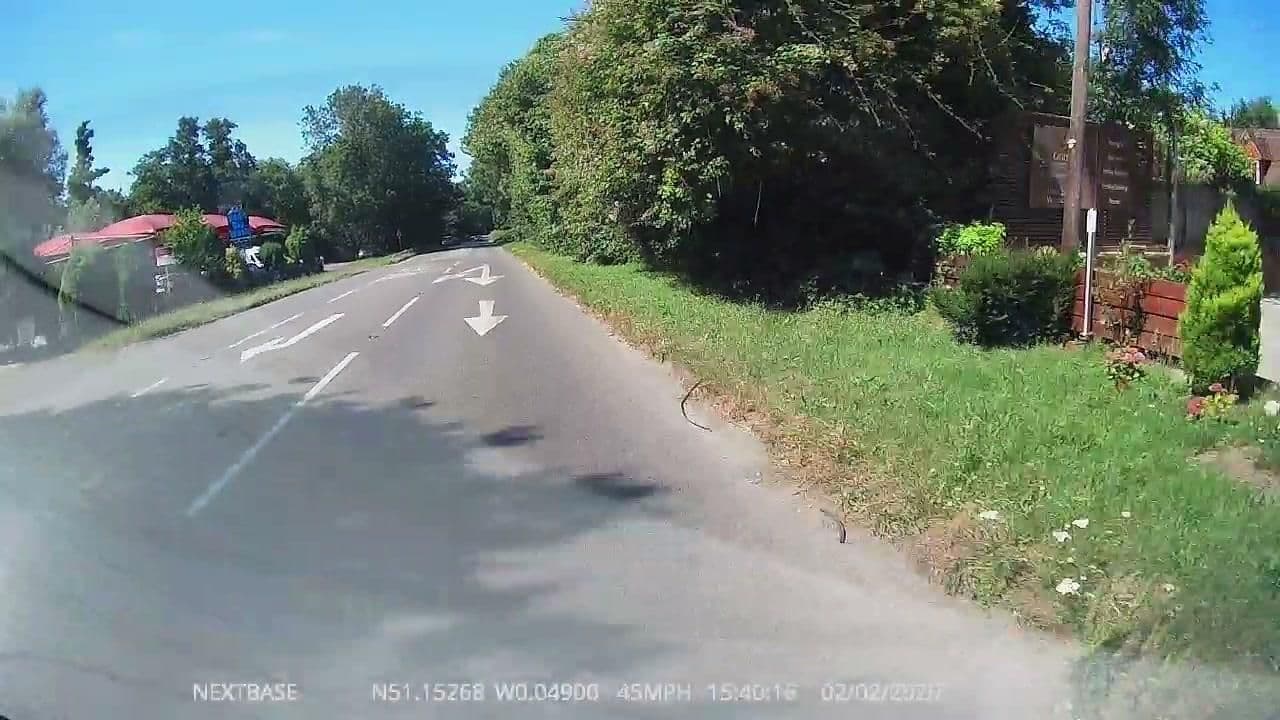 Street view near Woodcock Inn, Lingfield — © OrangeHurst97 (CC BY-SA · Mapillary)
