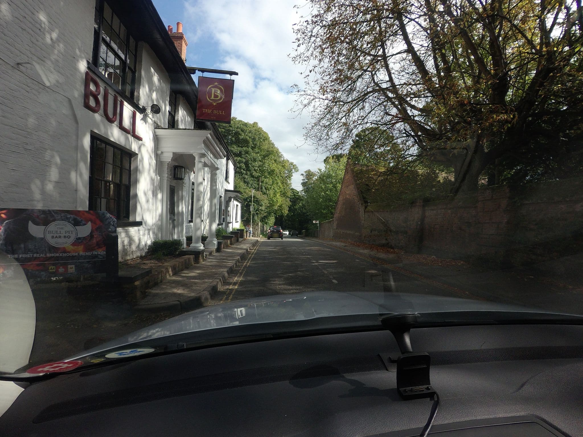 Street view near The Bull Hotel, Wrotham — © tallguy (CC BY-SA · Mapillary)