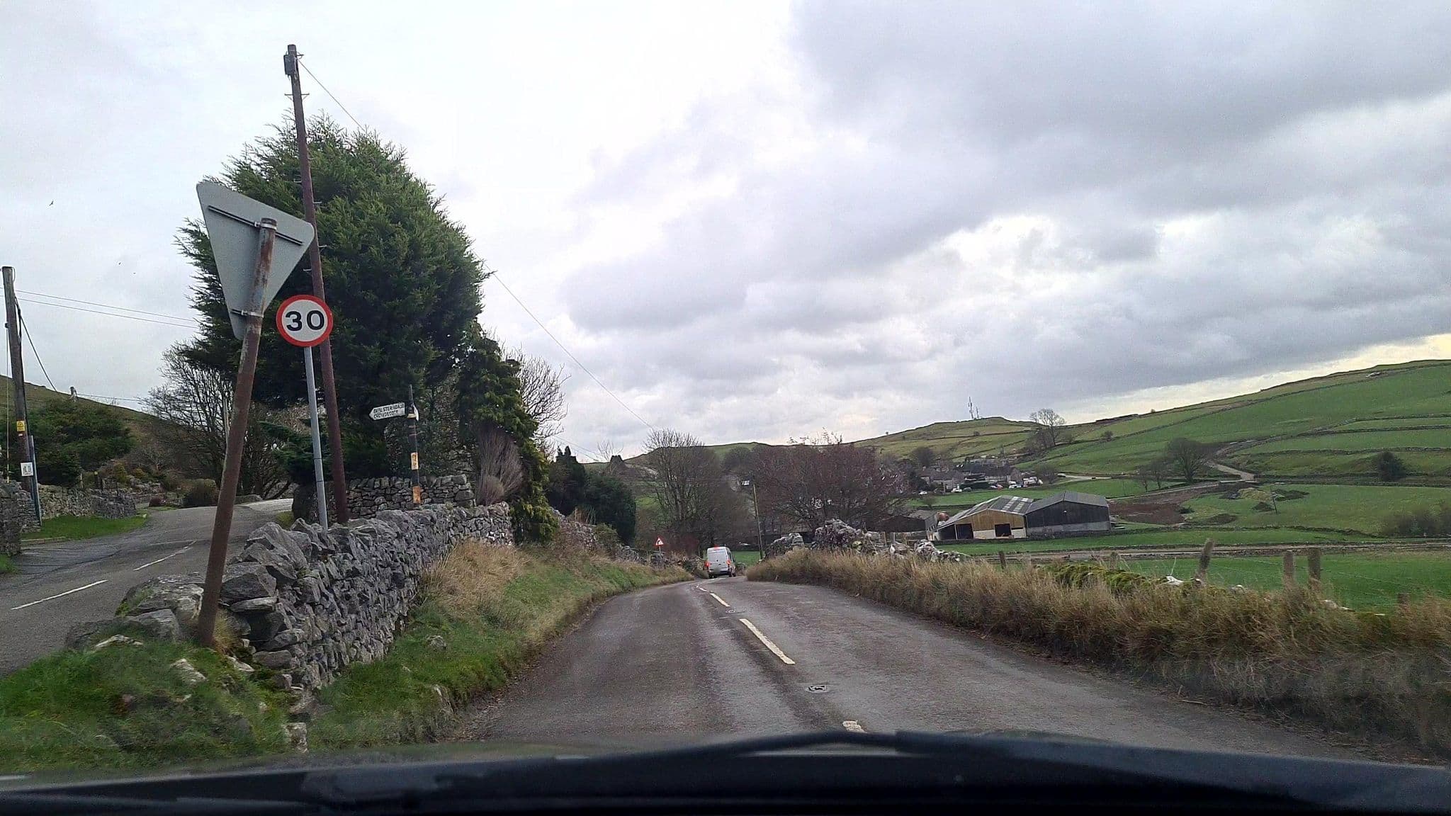 Street view near Jericho Farm - Poppies Court, Buxton — © mappo2 (CC BY-SA · Mapillary)