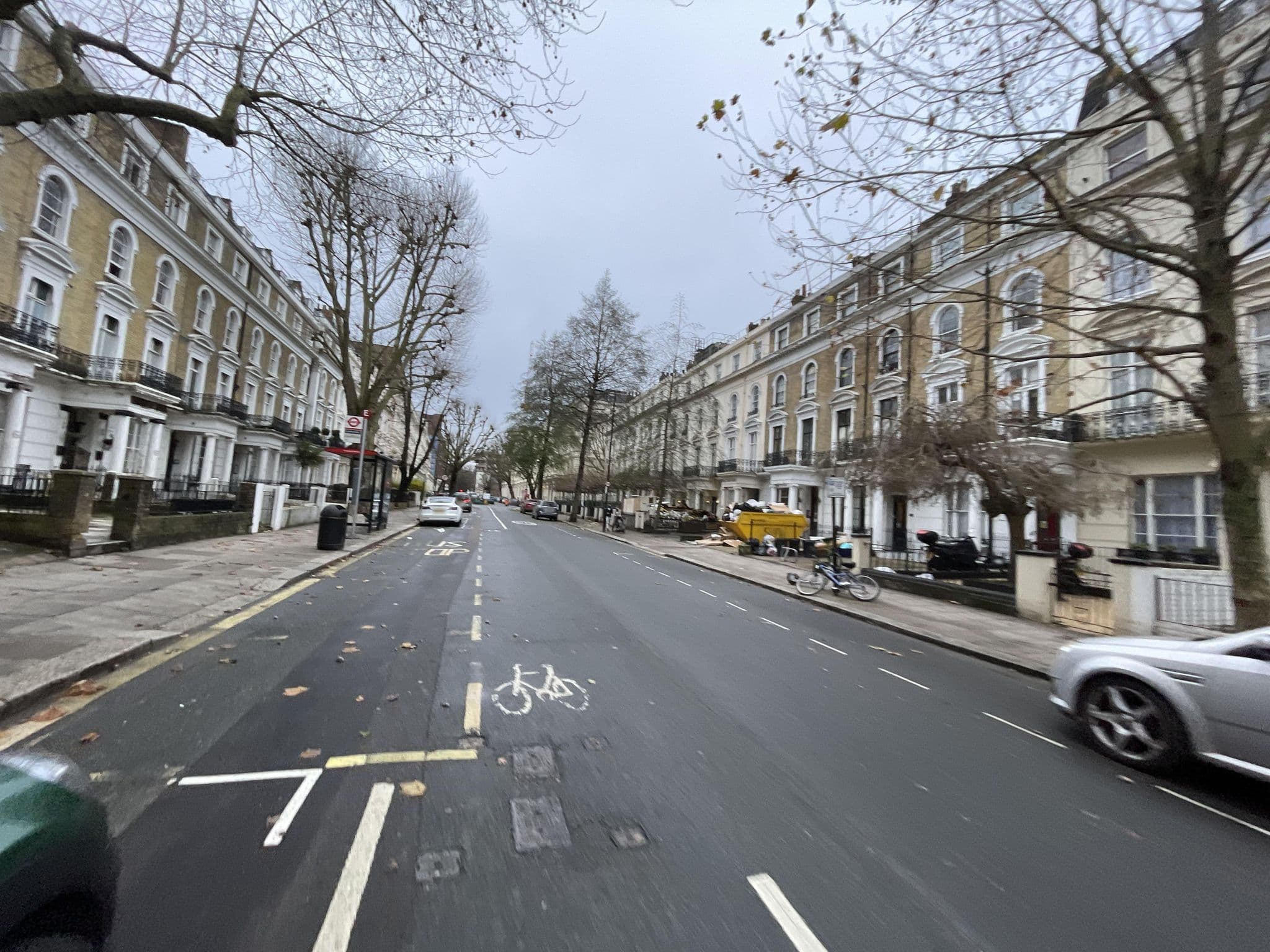 Street view near Dean Court Hotel, Lancaster Gate — © asturksever (CC BY-SA · Mapillary)