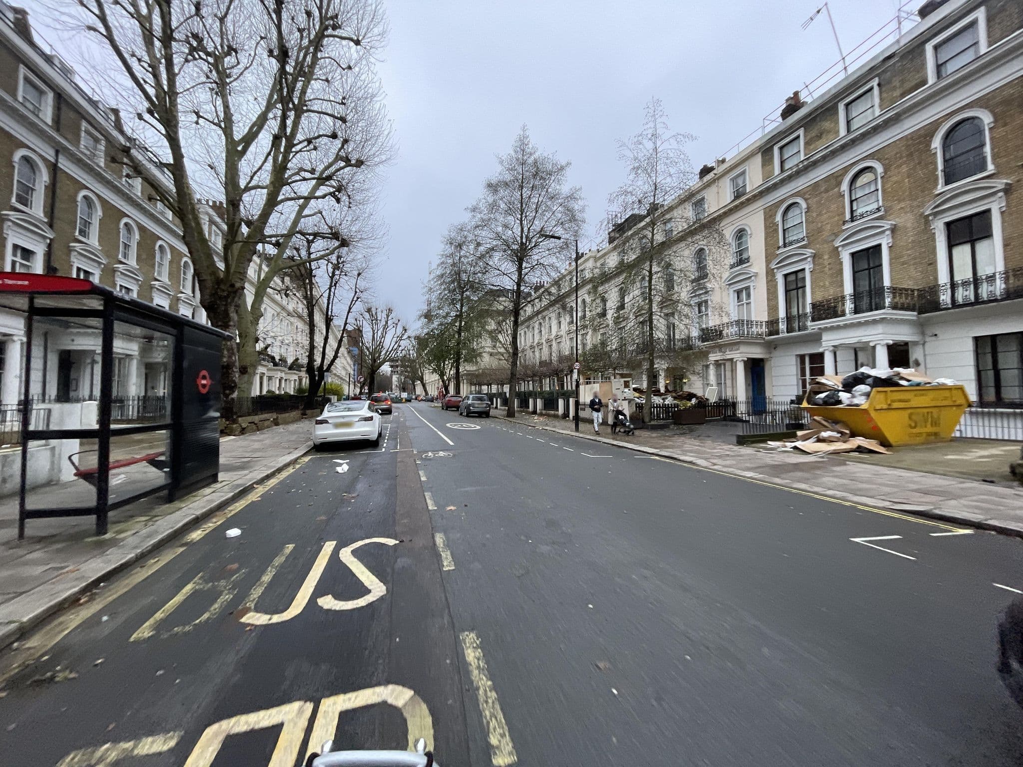 Street view near New Kent Apartments, Lancaster Gate — © asturksever (CC BY-SA · Mapillary)