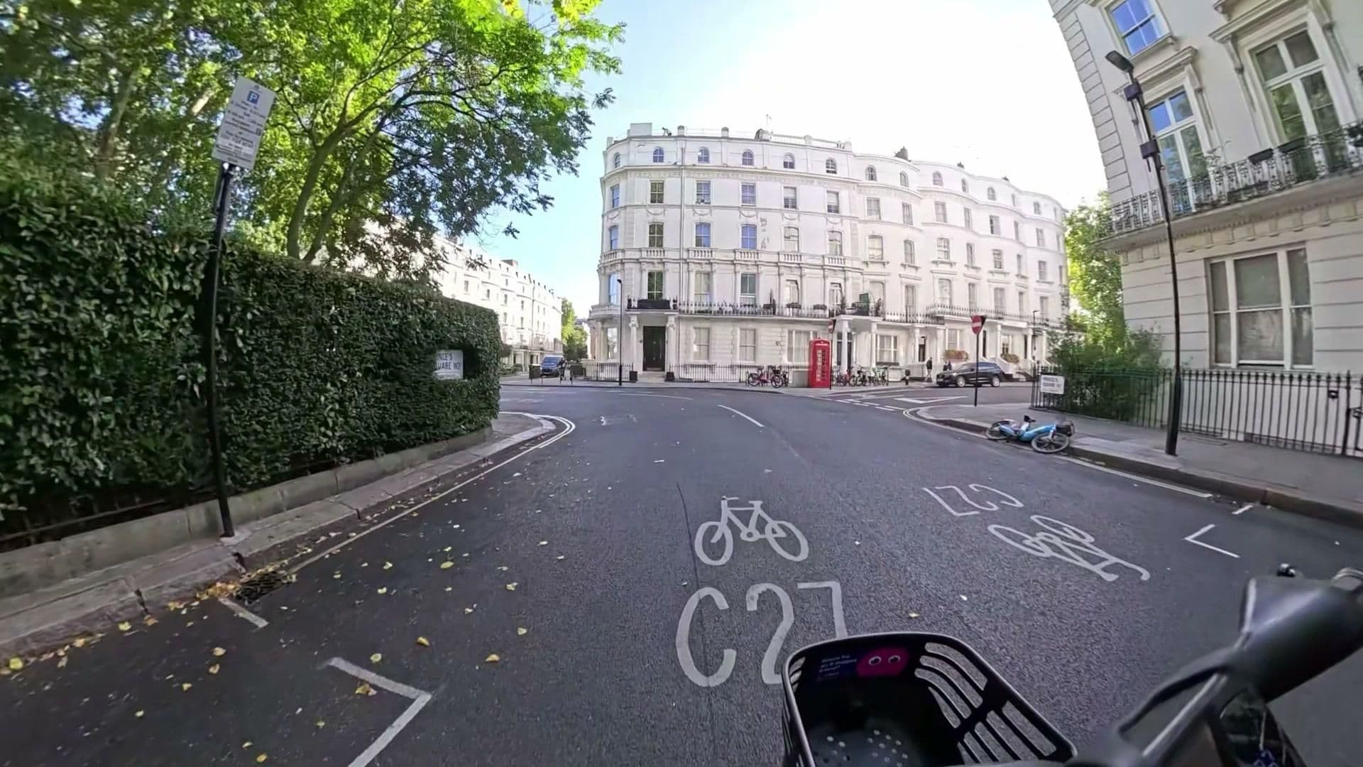 Street view near Central Hote, Lancaster Gate — © athuler (CC BY-SA · Mapillary)