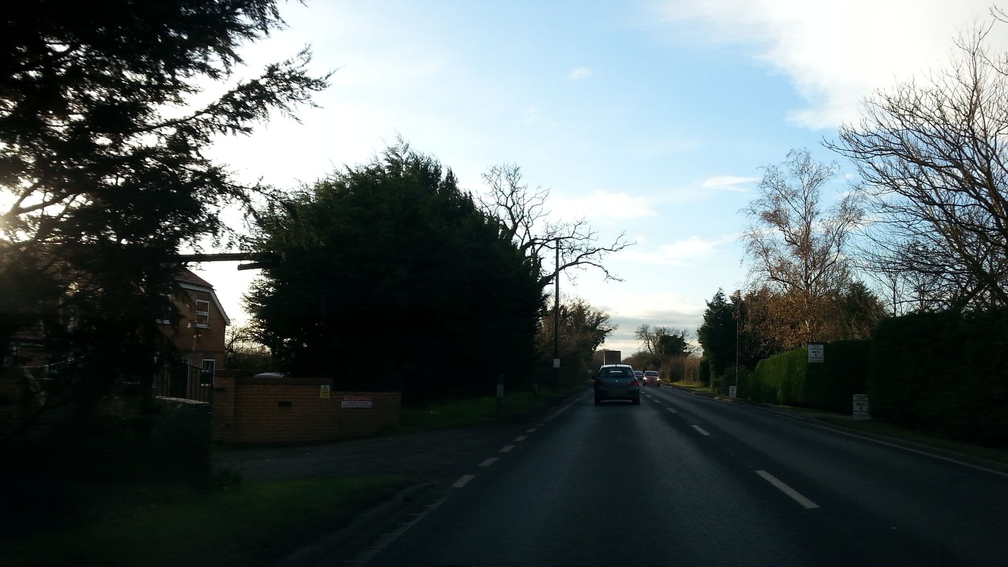 Street view near Oversley Lodge Farmhouse Bed and Breakfast, Thorney — © adam2 (CC BY-SA · Mapillary)