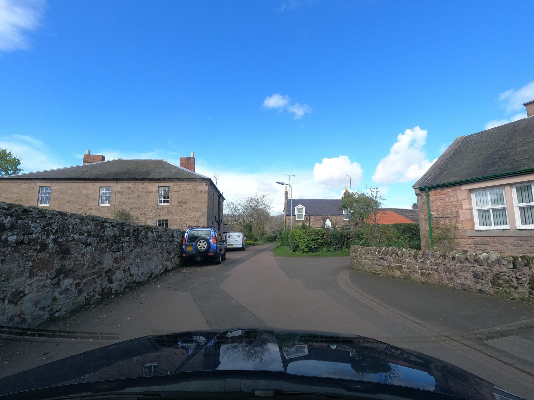 Street view near Dromore House, Allanton — © floatingboater (CC BY-SA · Mapillary)