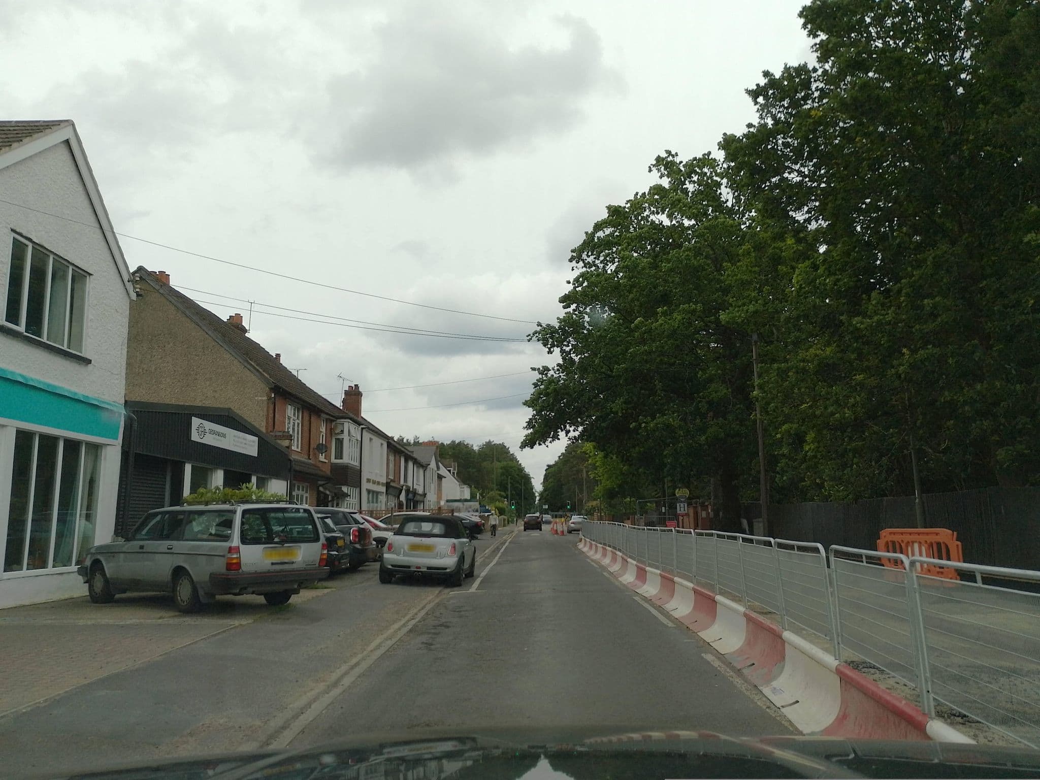 Street view near Deepcut Lodge, Deepcut — © laye (CC BY-SA · Mapillary)