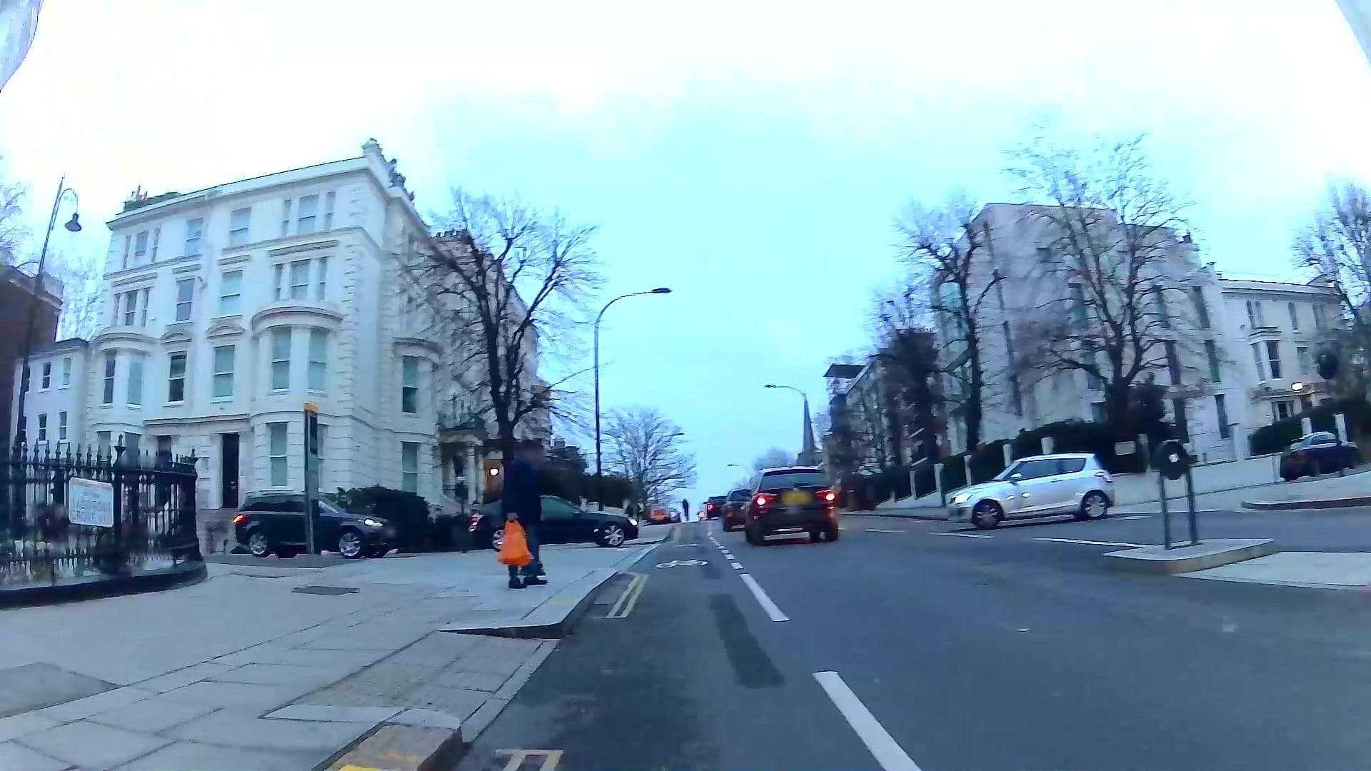 Street view near Samarkand Hotel, Notting Hill — © rskedgell (CC BY-SA · Mapillary)