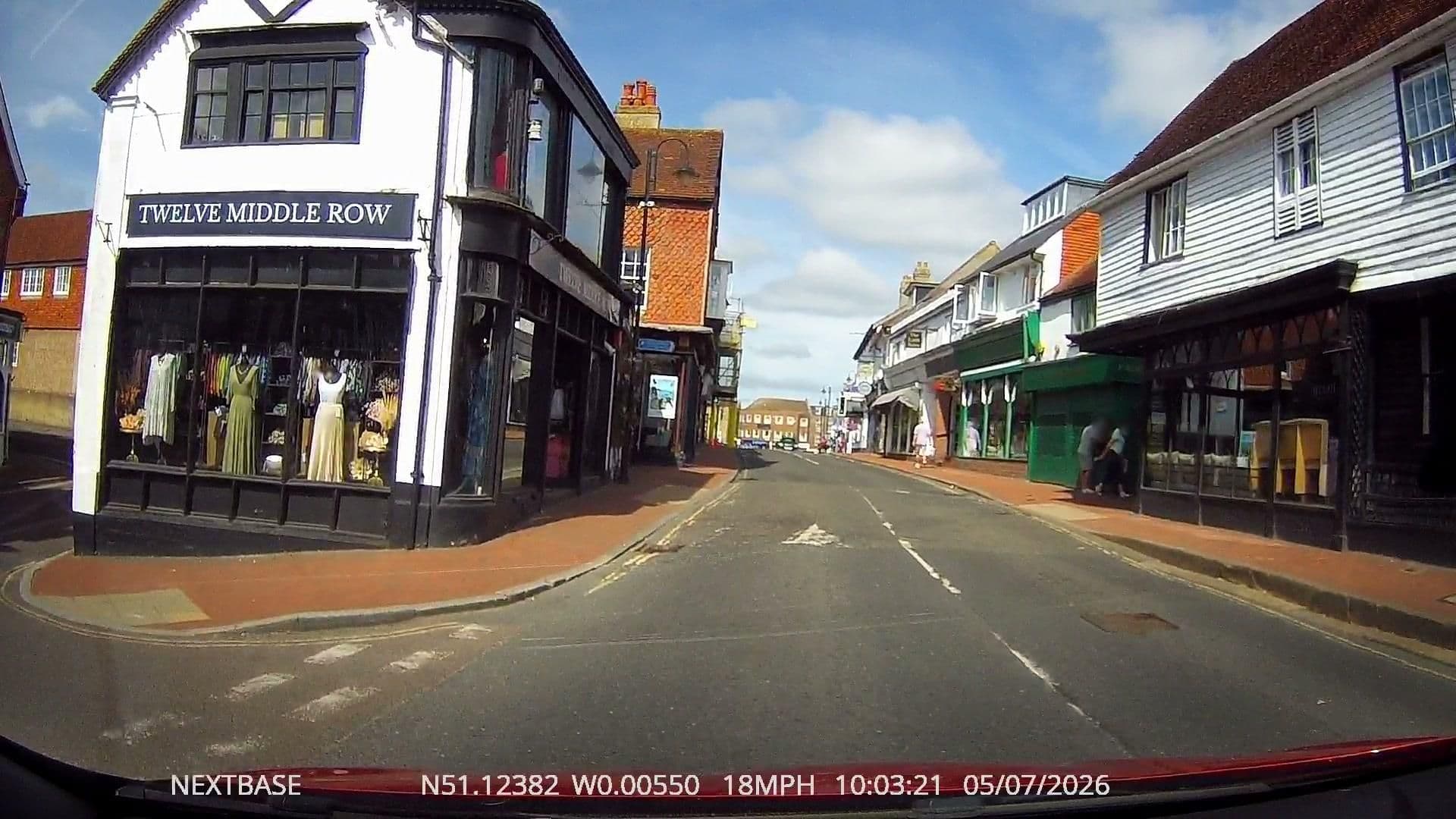 Street view near The Dorset Arms, East Grinstead — © OrangeHurst97 (CC BY-SA · Mapillary)