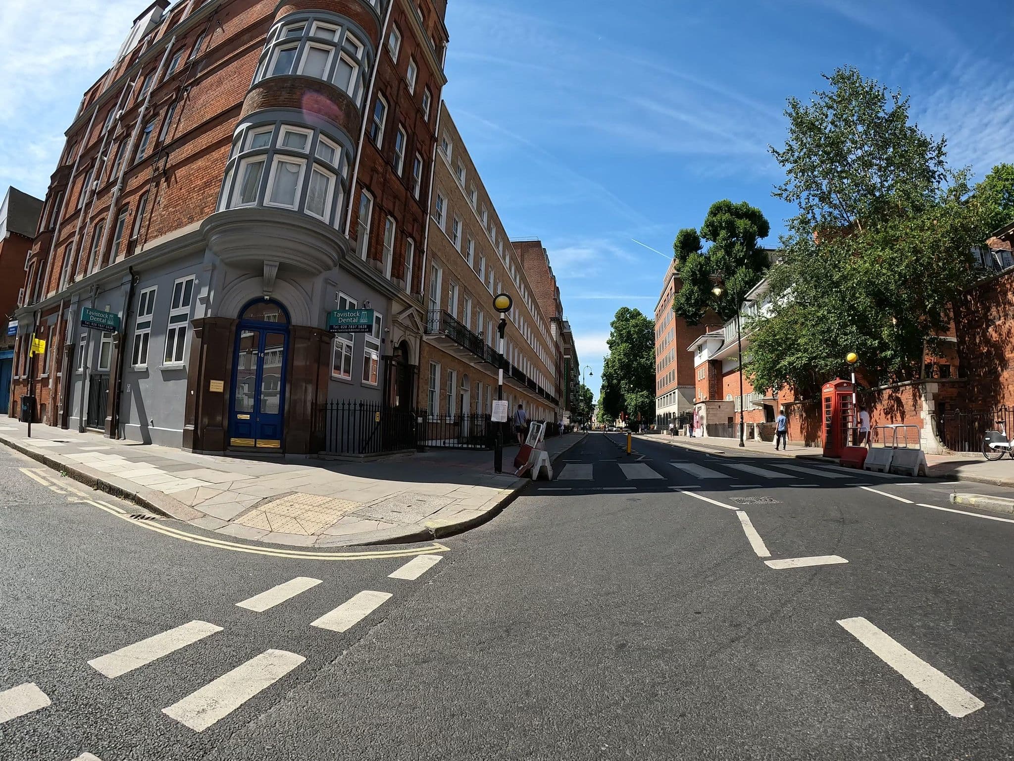 Street view near Mentone Hotel, King's Cross — © erias (CC BY-SA · Mapillary)