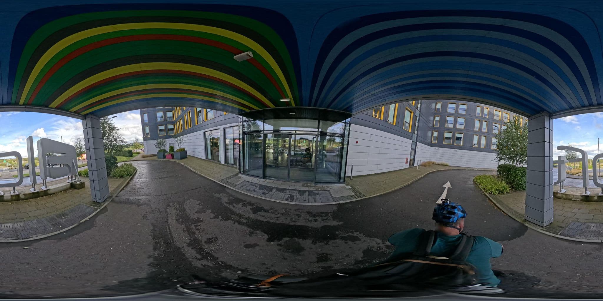 Street view near Aloft, Dyce — © coetserw (CC BY-SA · Mapillary)