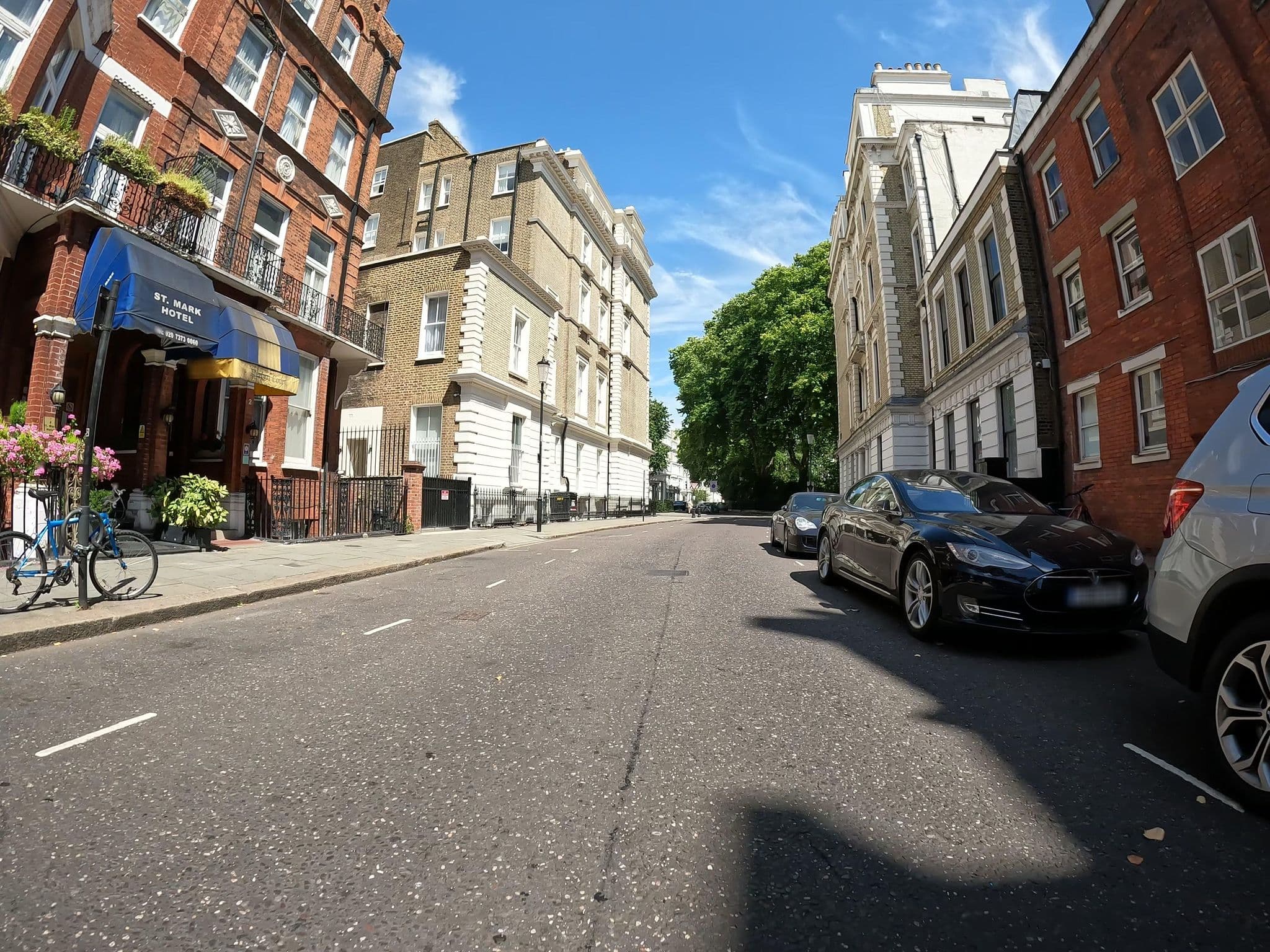 Street view near Merlyn Court Hotel, Earls Court