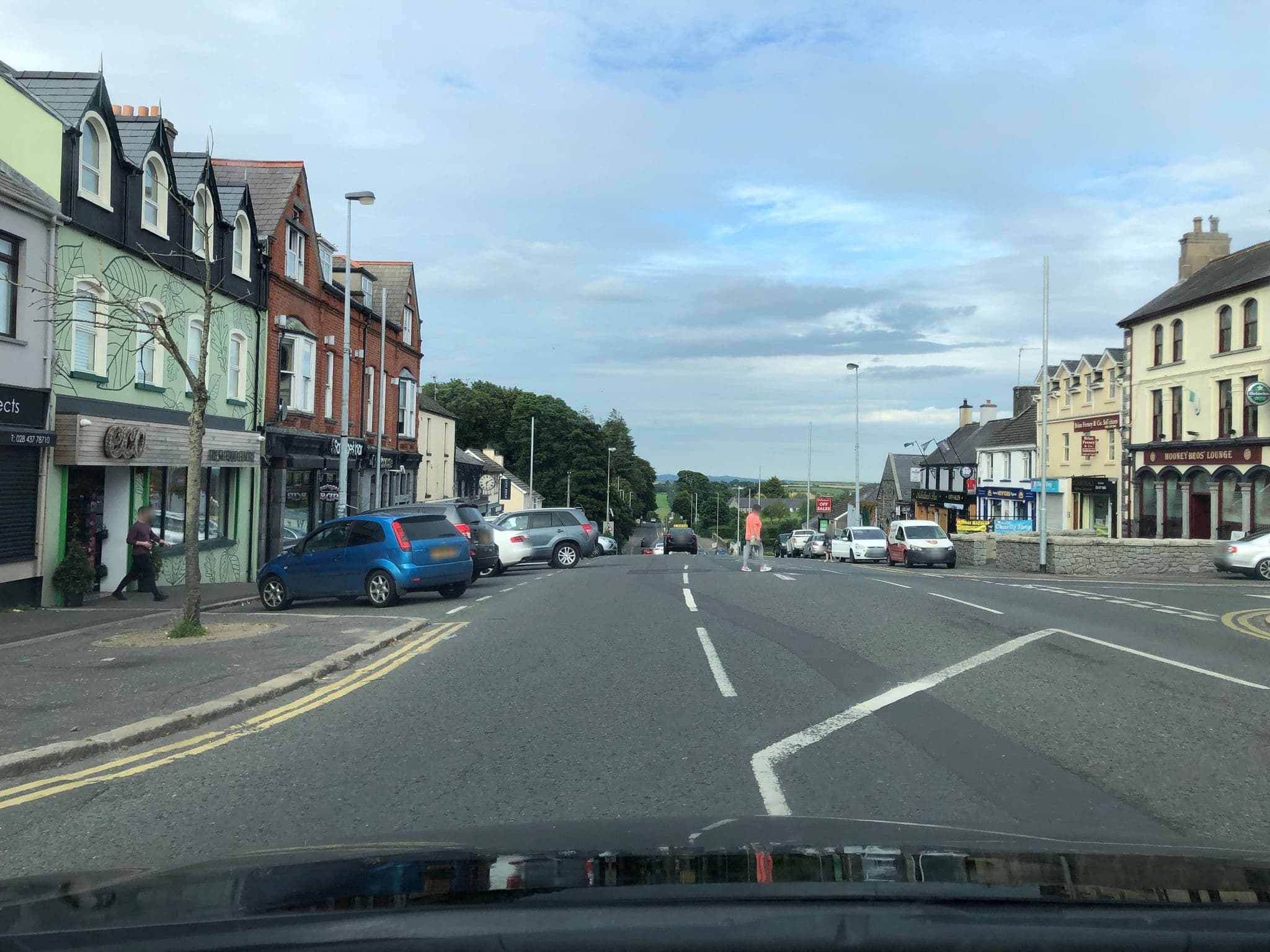 Street view near Hillyard House, Castlewellan — © laye (CC BY-SA · Mapillary)