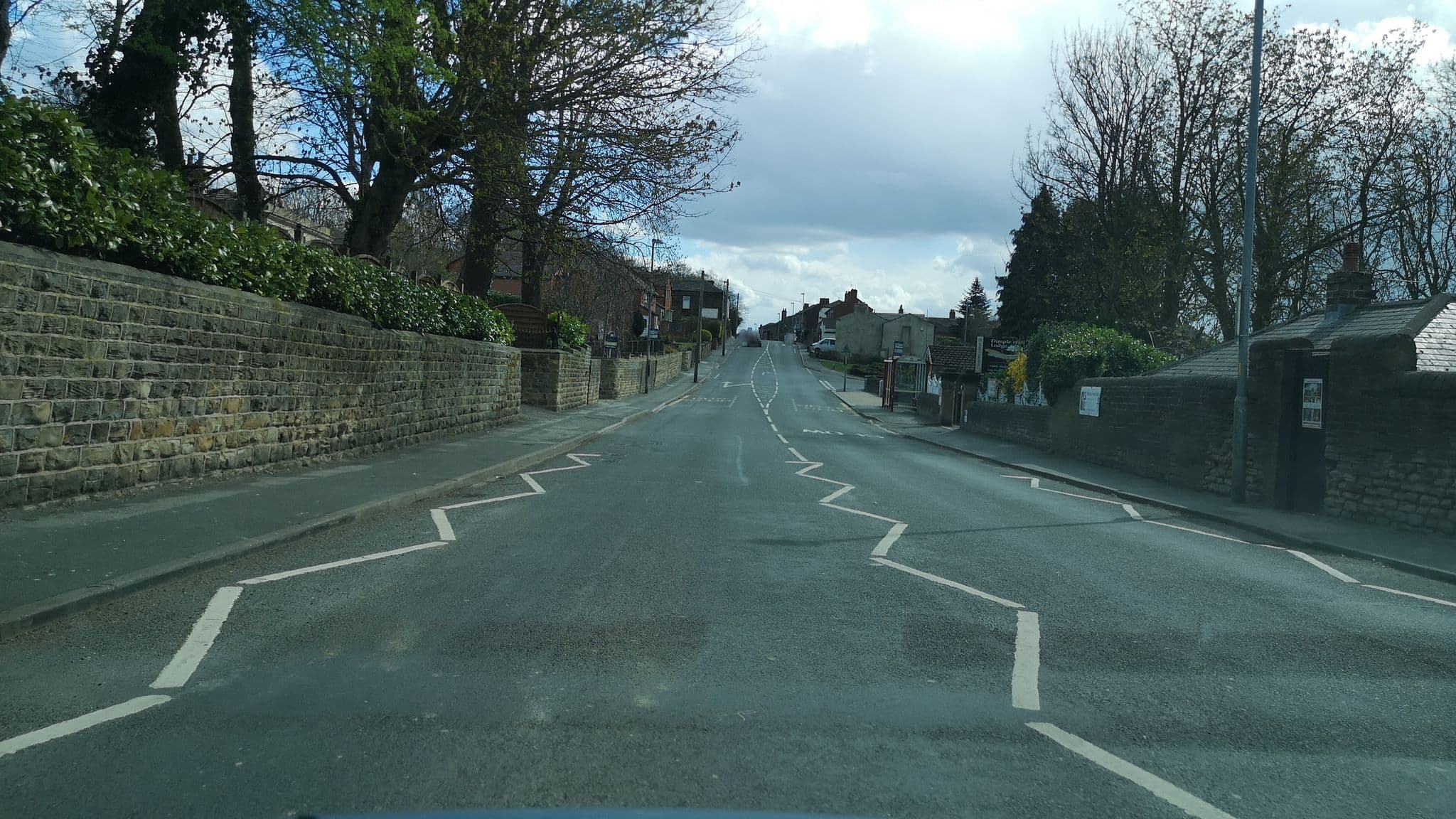 Street view near Dimple Well Lodge Hotel, Ossett — © cuttlebug (CC BY-SA · Mapillary)