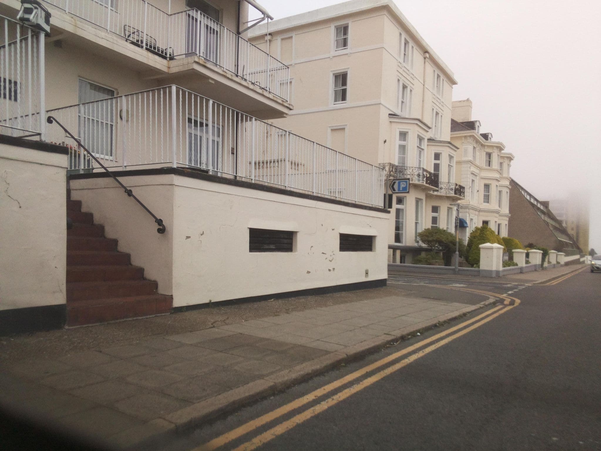 Street view near The Carlton Hotel, Folkestone — © southglos (CC BY-SA · Mapillary)