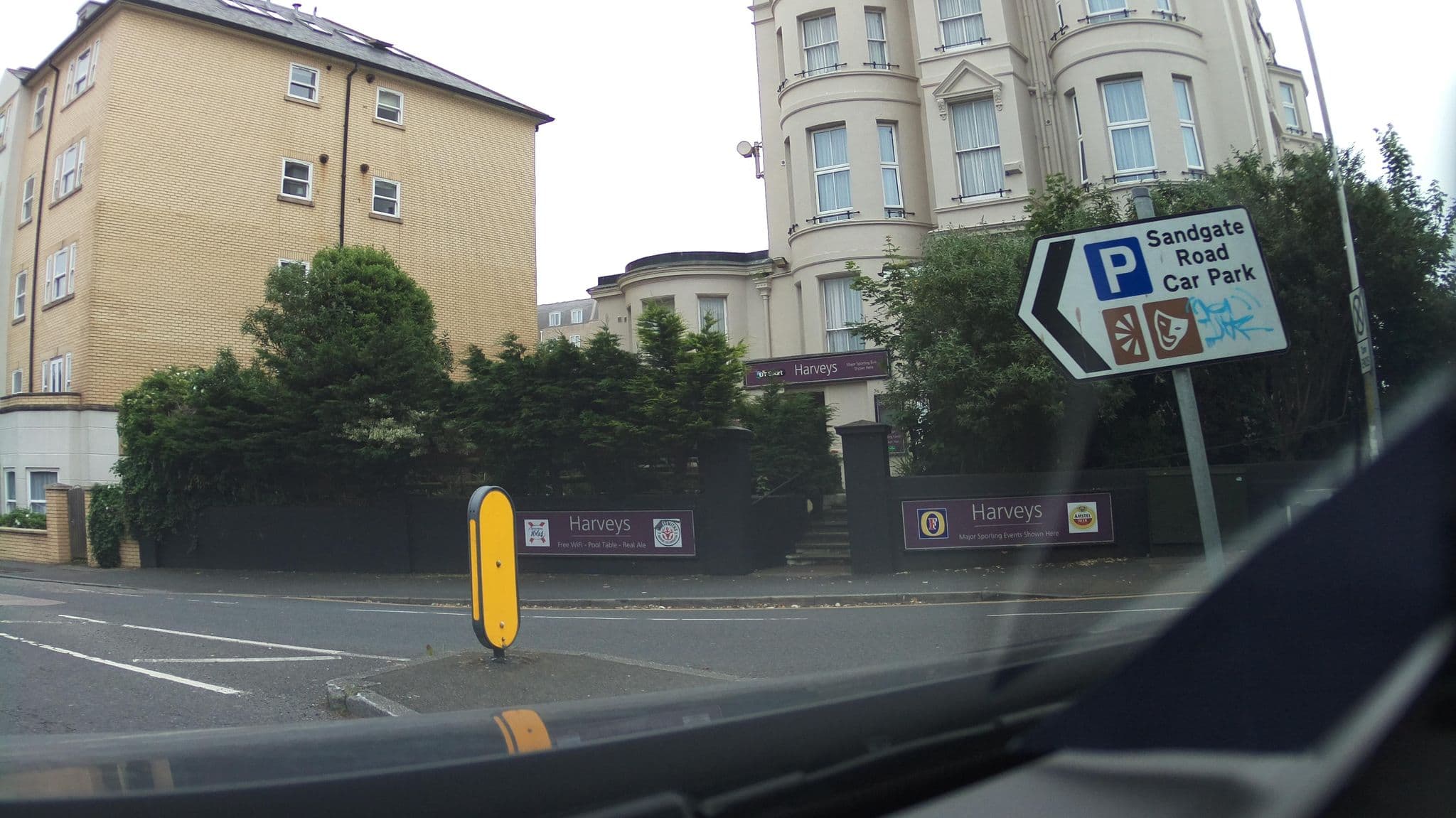 Street view near 10 to 12, Folkestone — © southglos (CC BY-SA · Mapillary)