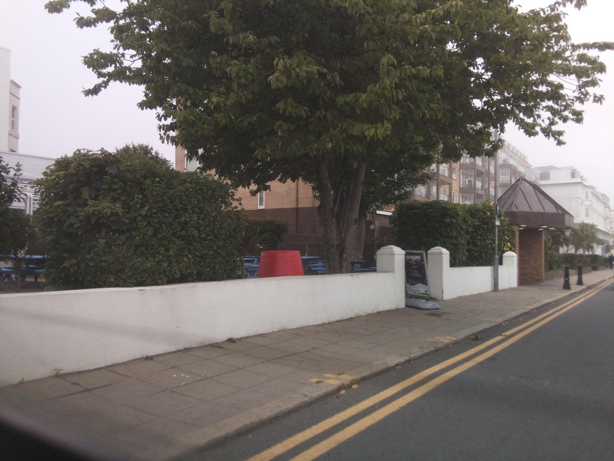 Street view near Portland Hotel, Folkestone — © southglos (CC BY-SA · Mapillary)