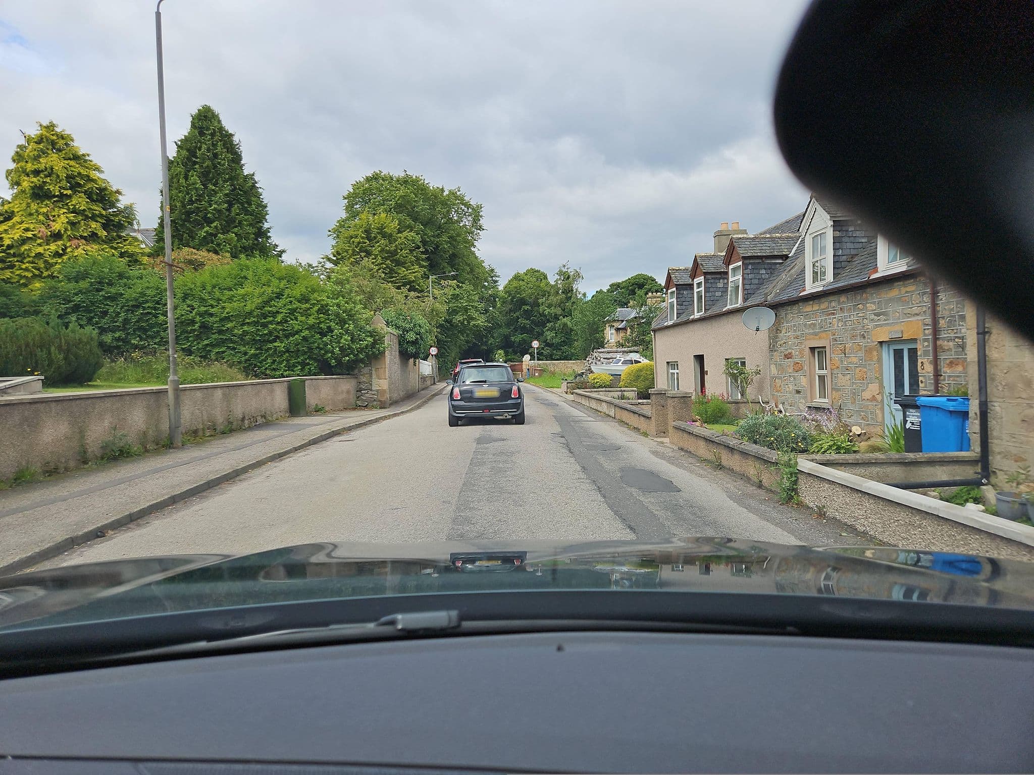 Street view near Heatherdale, Tain — © toho (CC BY-SA · Mapillary)