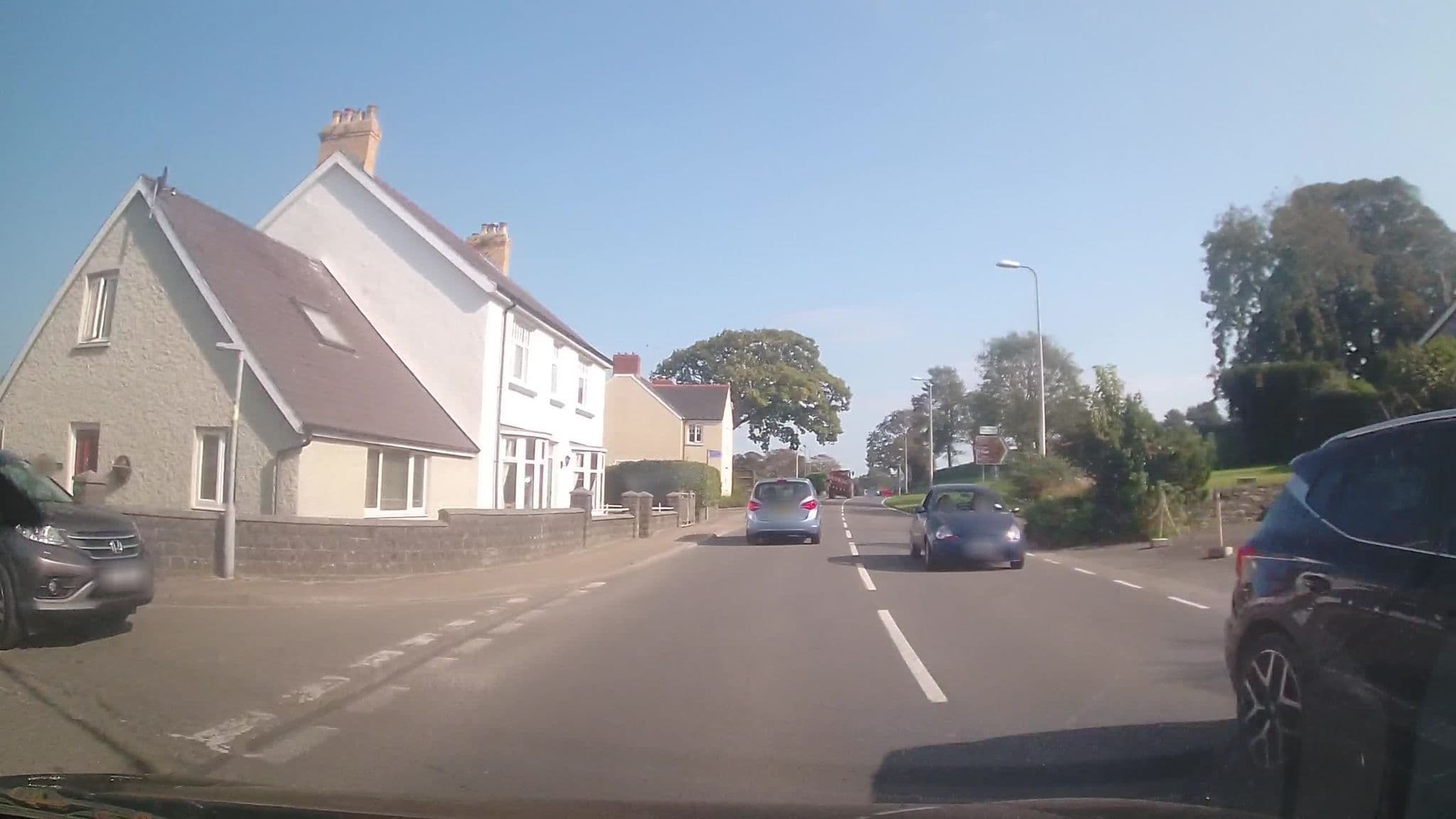 Street view near Llys Meddyg, Fishguard — © trigpoint (CC BY-SA · Mapillary)