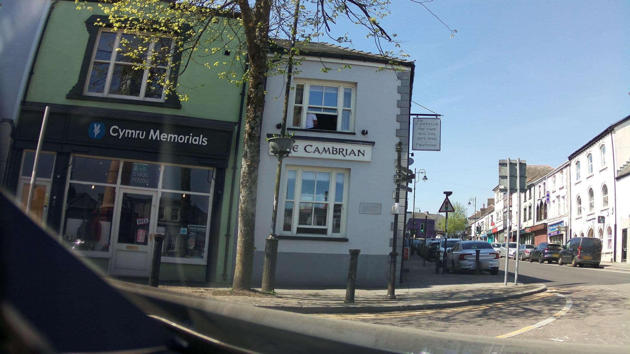 Street view near The Cambrian, Tredegar — © southglos (CC BY-SA · Mapillary)