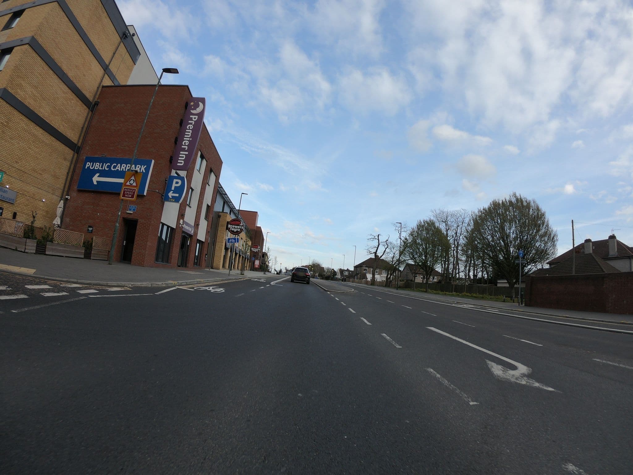 Street view near Premier Inn, Bexley — © wasd42 (CC BY-SA · Mapillary)