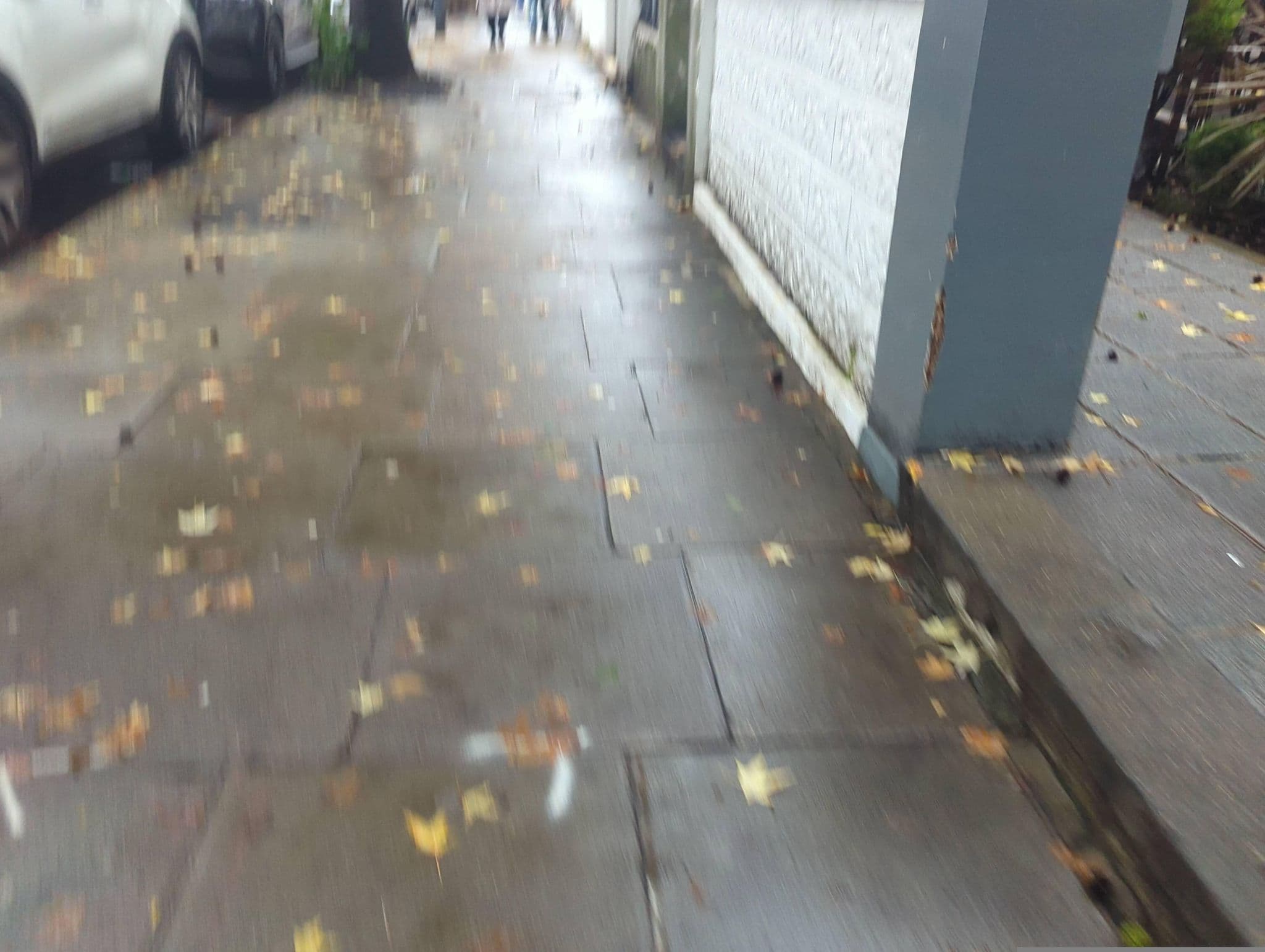 Street view near room2 Hammersmith, Shepherds Bush — © KasperSFranz (CC BY-SA · Mapillary)