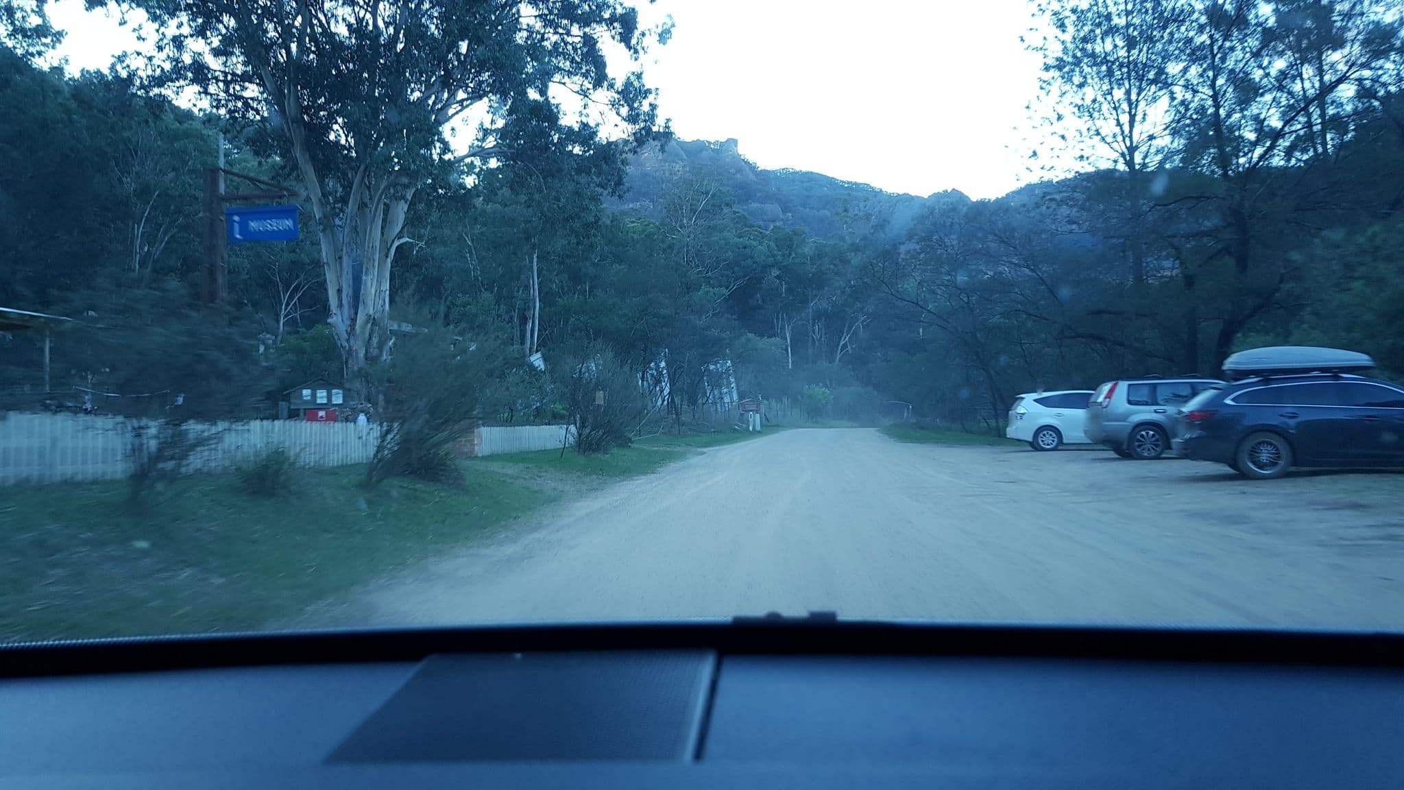 Street view near Newnes Hotel, Wallerawang — © donaldg (CC BY-SA · Mapillary)