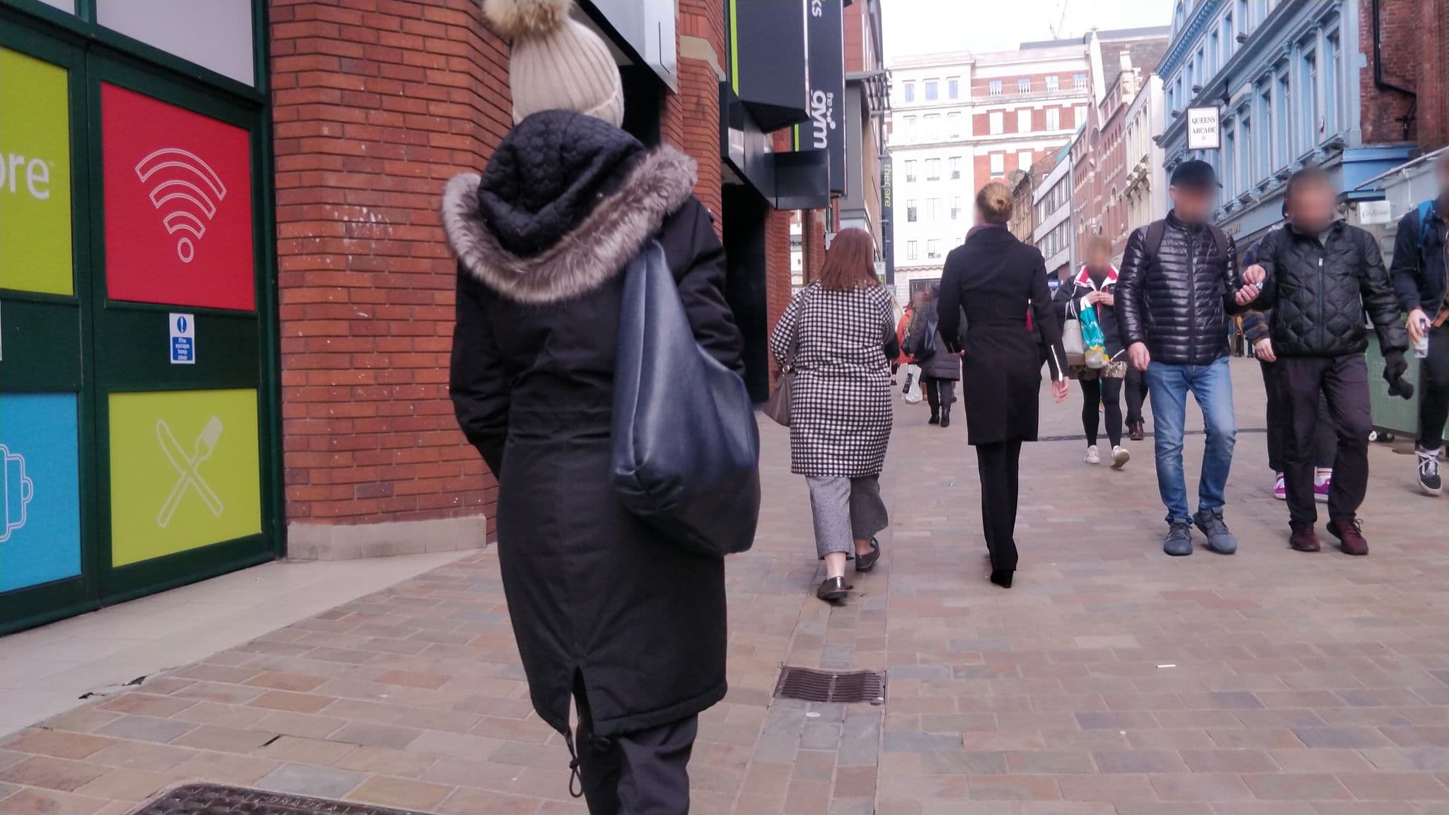 Street view near easyHotel, Leeds — © davidsong (CC BY-SA · Mapillary)