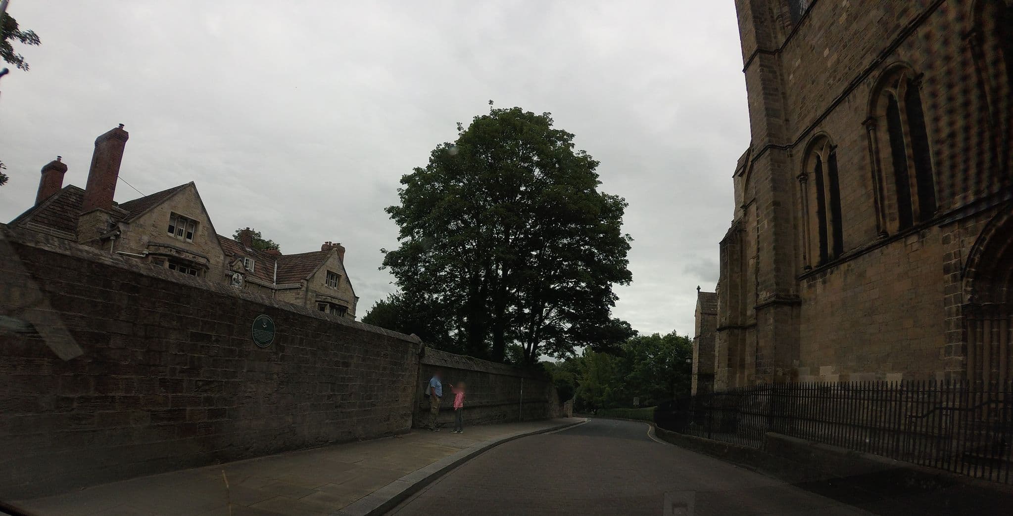 Street view near The Old Deanery, Ripon — © hobgoblin (CC BY-SA · Mapillary)