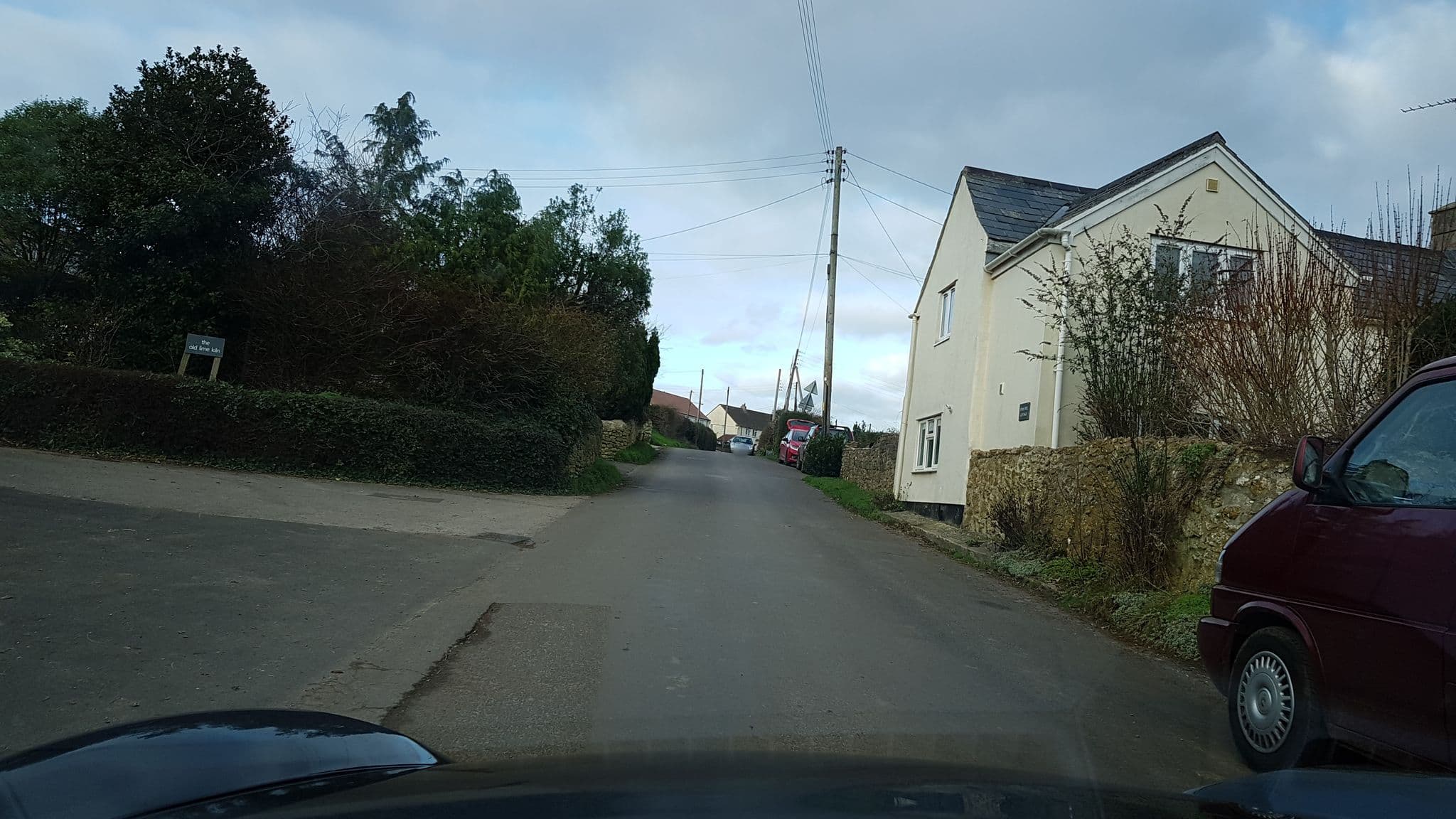 Street view near Honeypot Cottage, Bridport — © richardc (CC BY-SA · Mapillary)