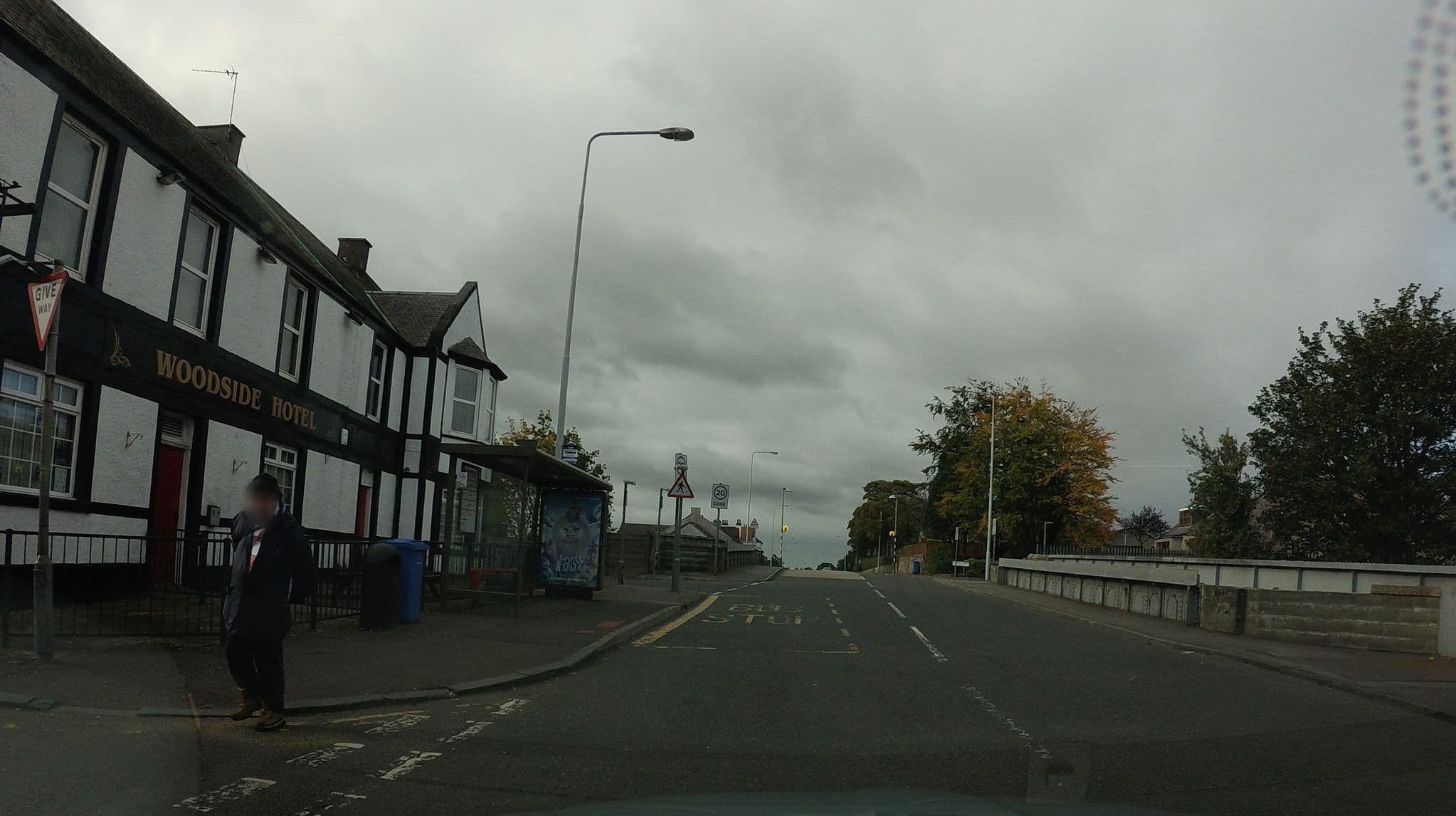 Street view near Woodside Hotel, Cowdenbeath — © hobgoblin (CC BY-SA · Mapillary)