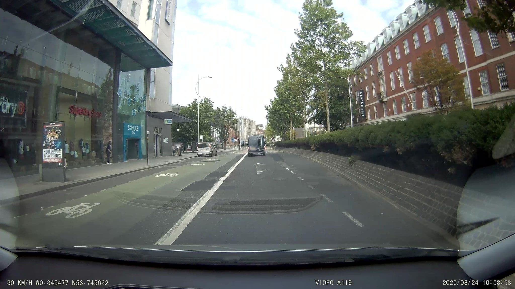 Street view near Holiday Inn Express, Kingston upon Hull — © aidan573 (CC BY-SA · Mapillary)