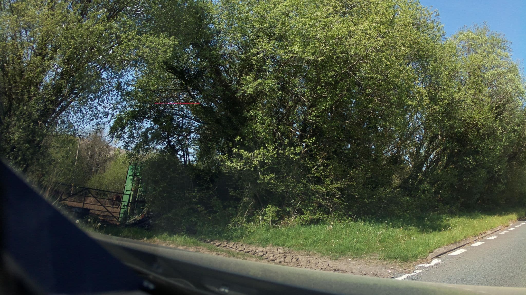 Street view near Tafarn-y-Garreg, Glyn-neath — © southglos (CC BY-SA · Mapillary)
