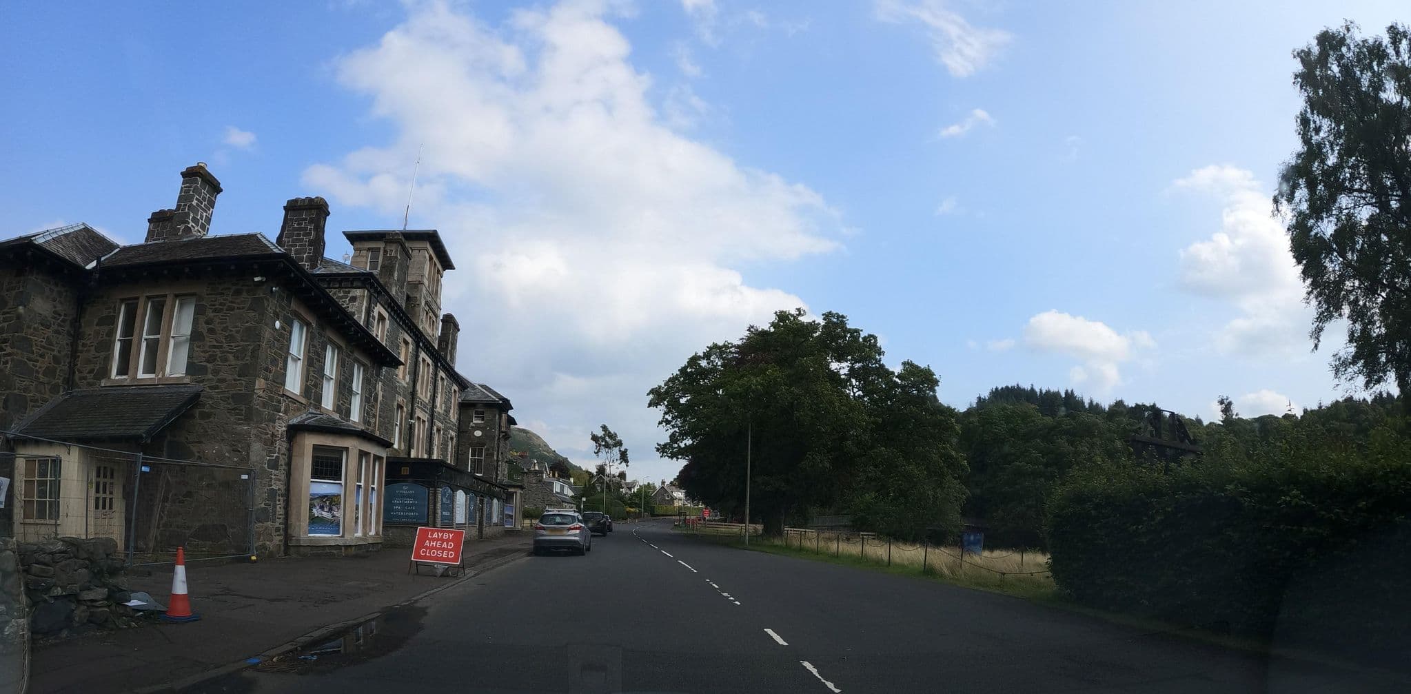 Street view near St Fillans Lochside Resort & Spa, Comrie — © hobgoblin (CC BY-SA · Mapillary)