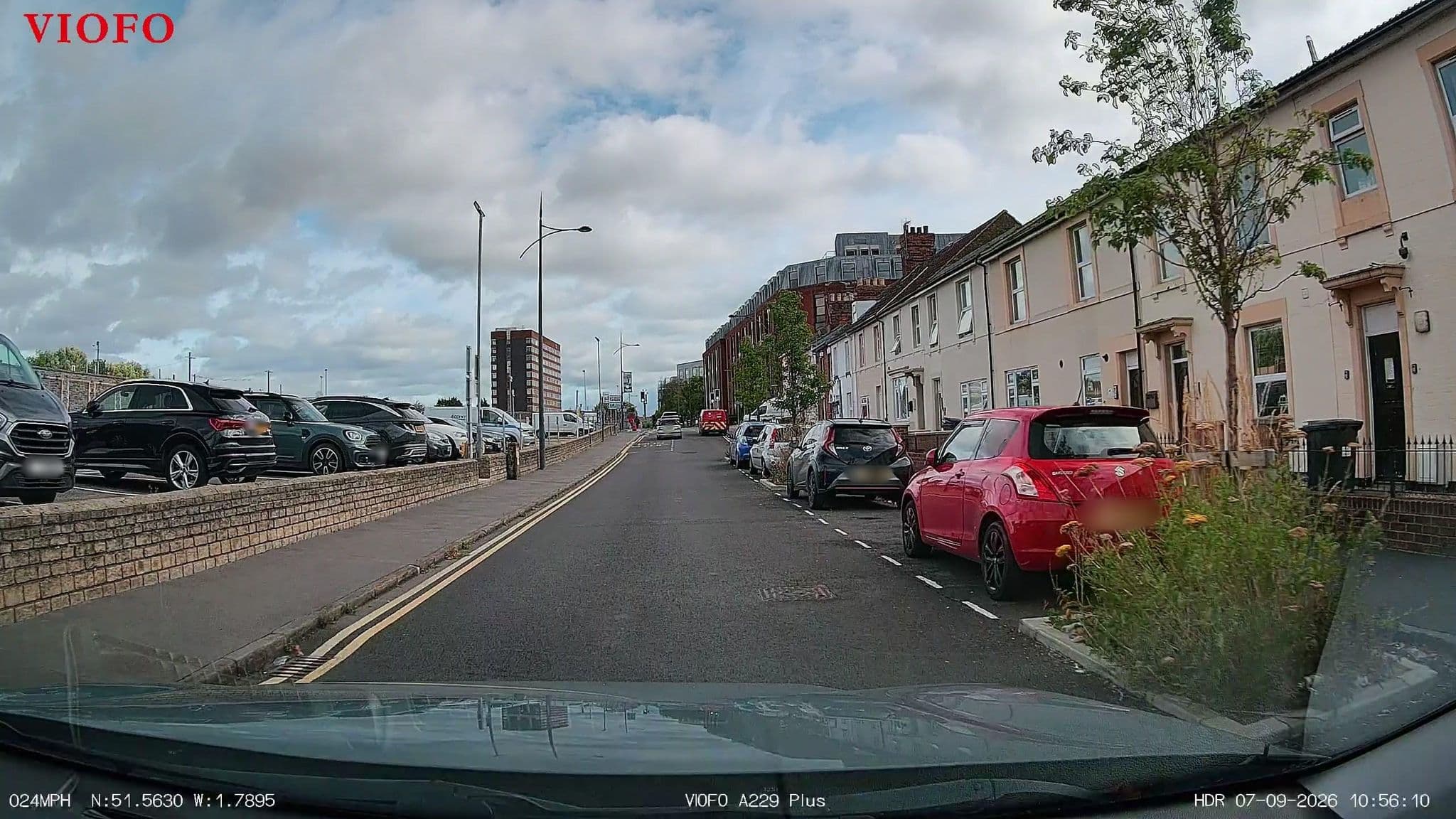 Street view near Emlyn Guest House, Swindon — © RyanBush (CC BY-SA · Mapillary)
