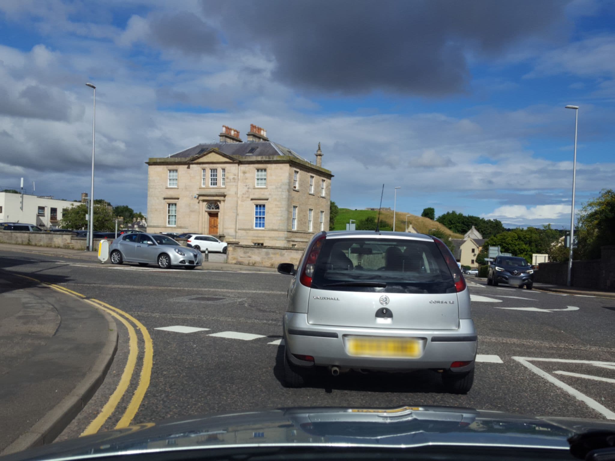 Street view near The Mansfield, Elgin — © hobgoblin (CC BY-SA · Mapillary)