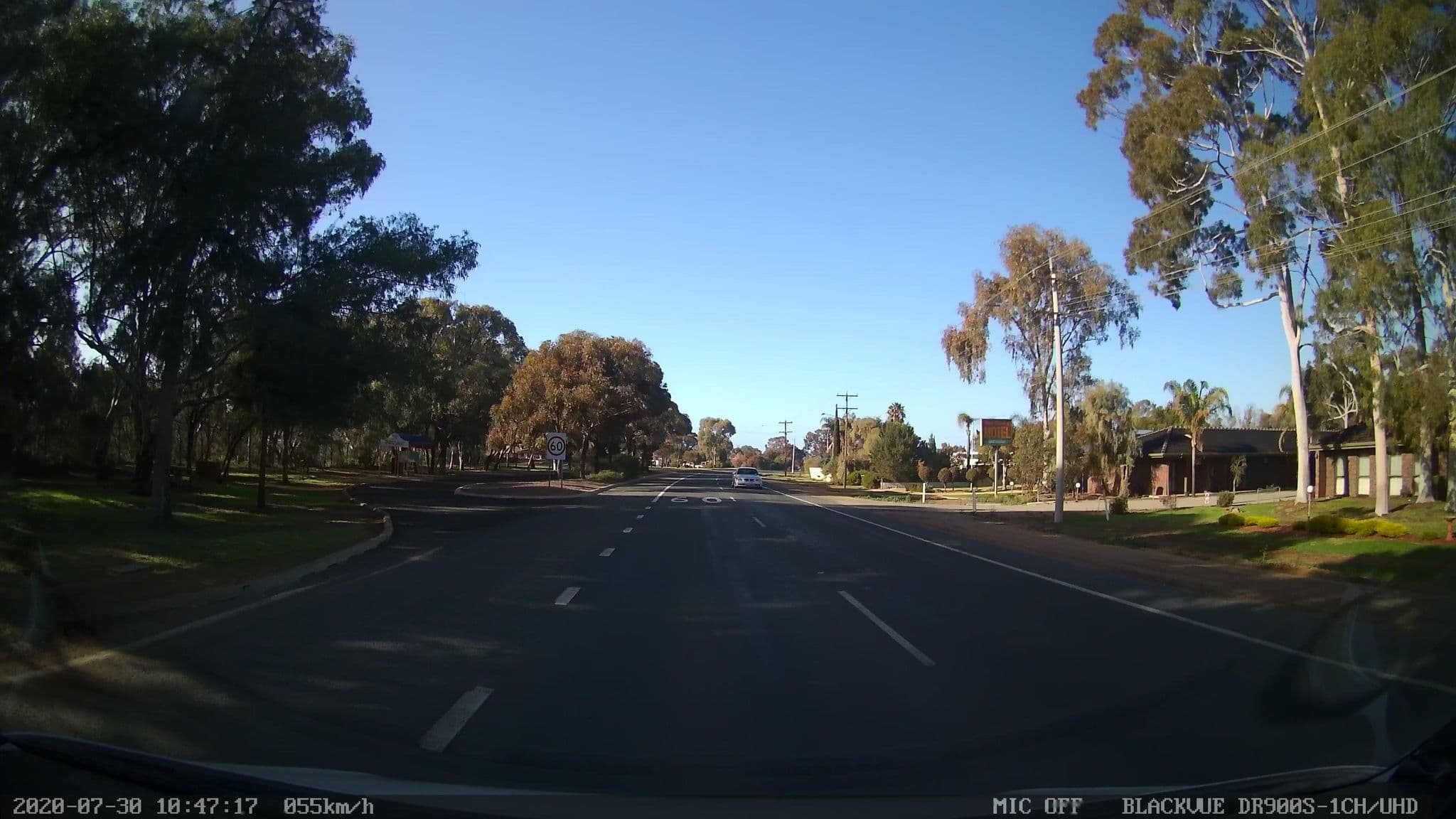 Street view near Two Rivers Motel, Wentworth — © bob3bob3 (CC BY-SA · Mapillary)