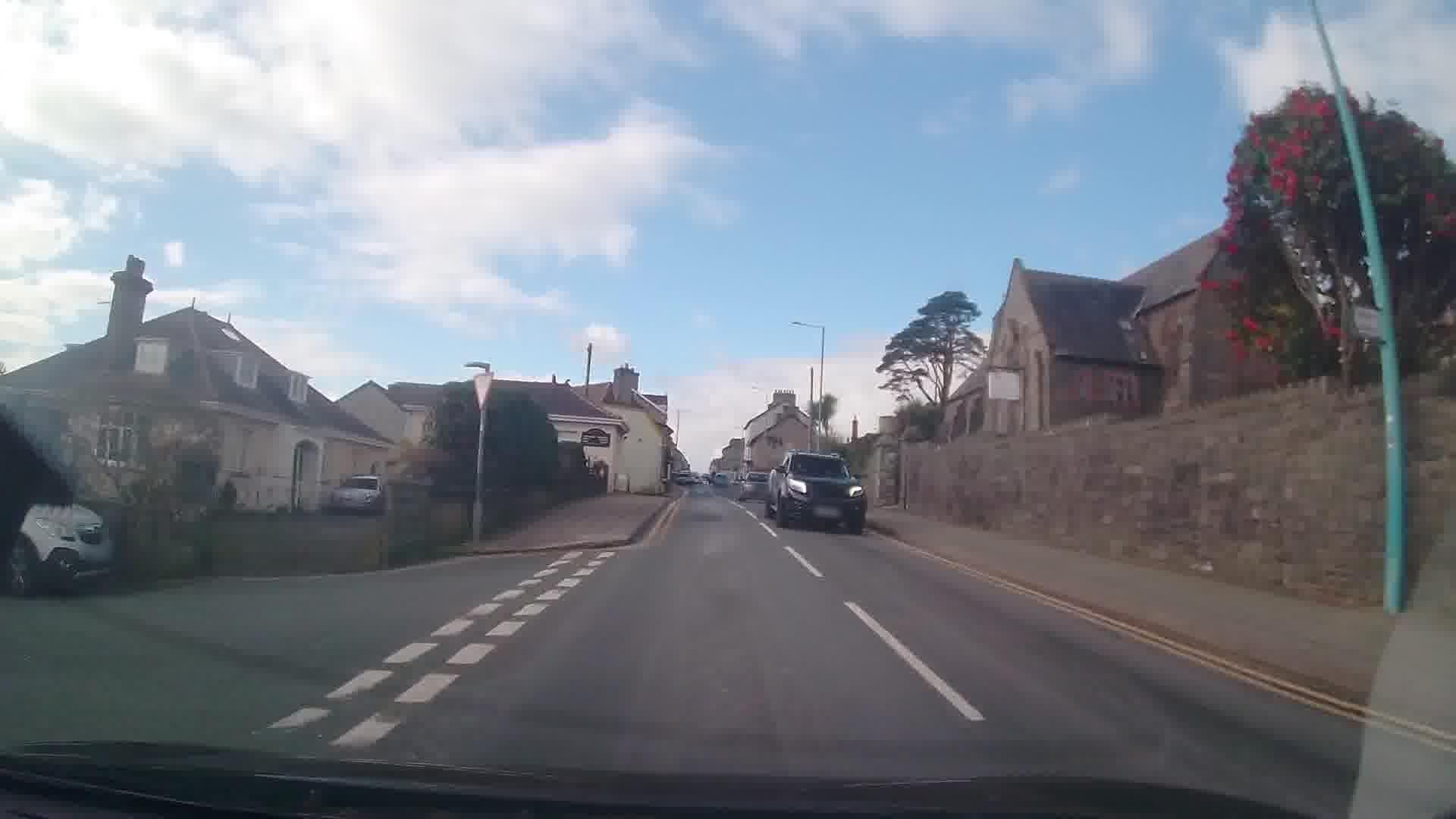 Street view near Nant-y-felin Cottages, Criccieth — © trigpoint (CC BY-SA · Mapillary)