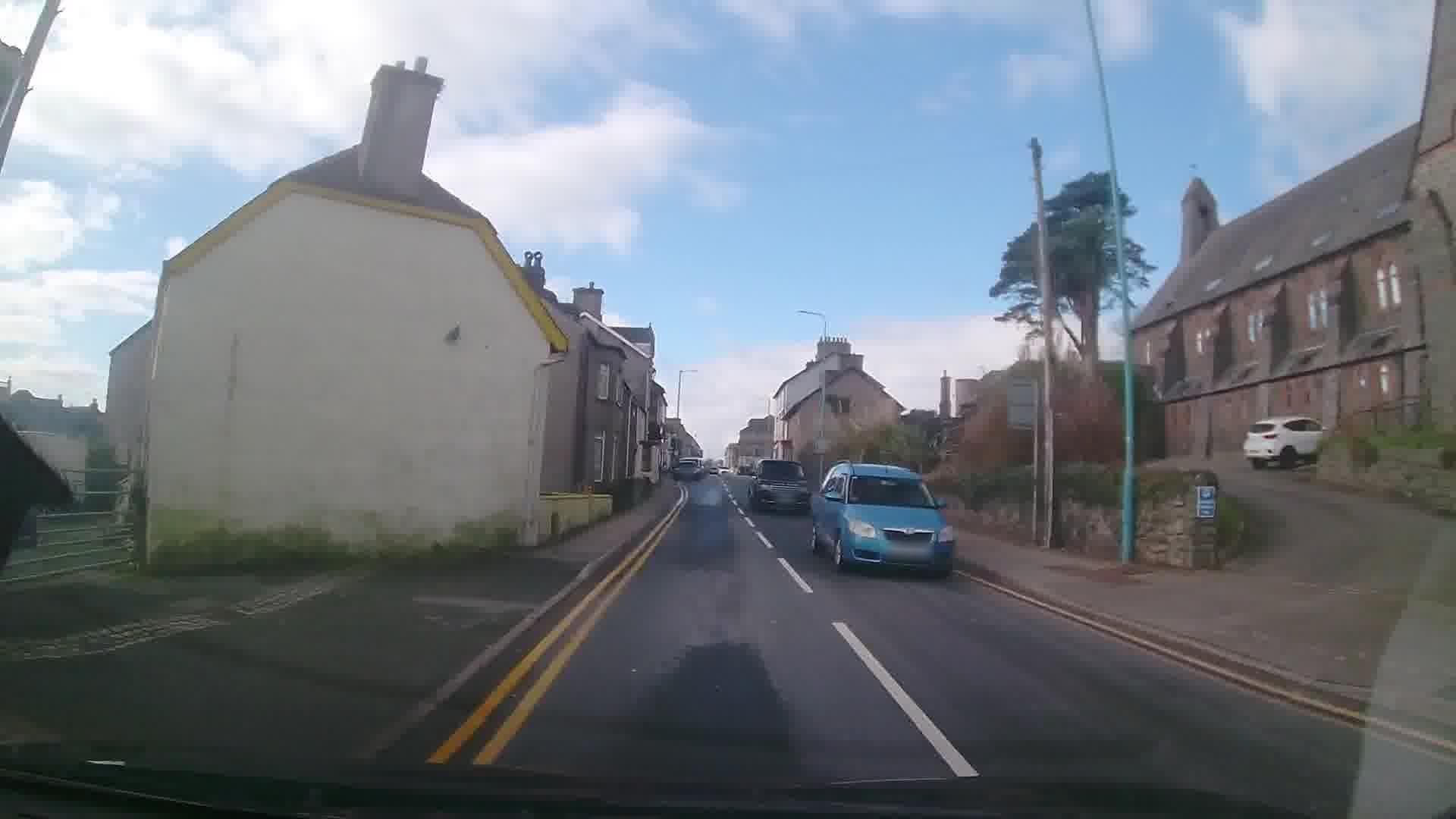 Street view near Tŷ Criccieth, Criccieth — © trigpoint (CC BY-SA · Mapillary)
