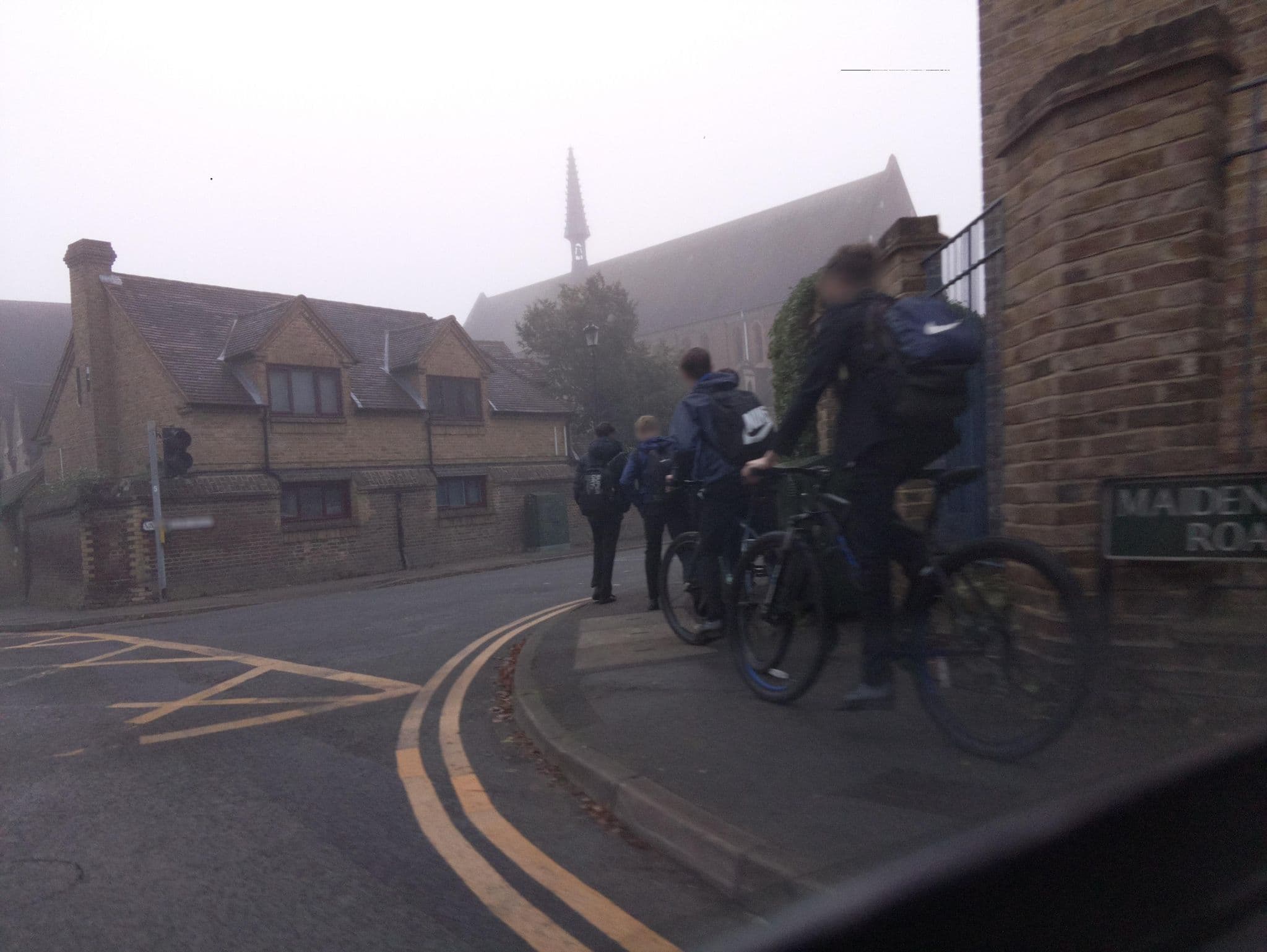 Street view near Oscar Lodge, Eton — © southglos (CC BY-SA · Mapillary)