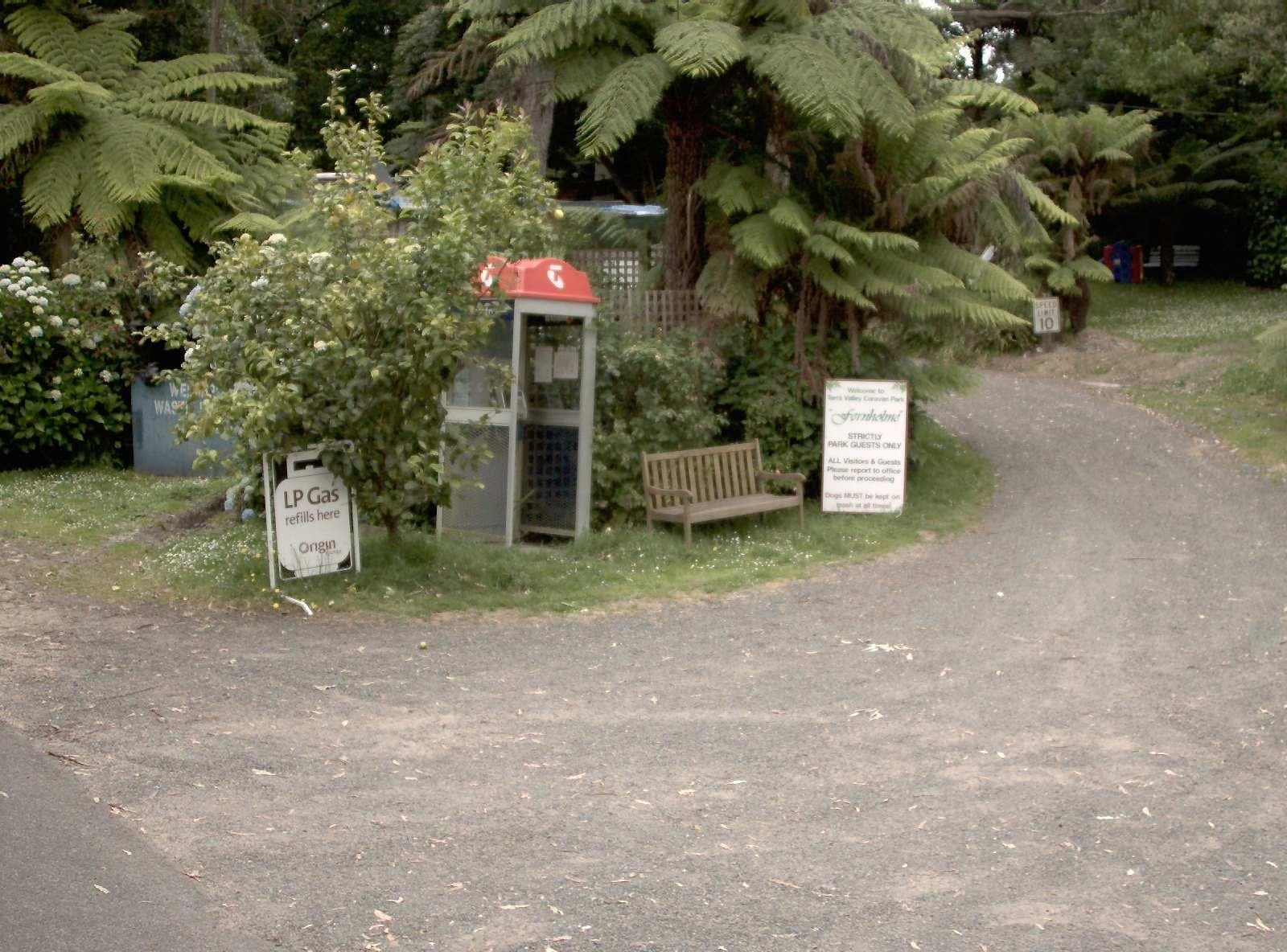 Street view near Tarra Valley Caravan Park Fernholme, Yarram — © vicroads (CC BY-SA · Mapillary)