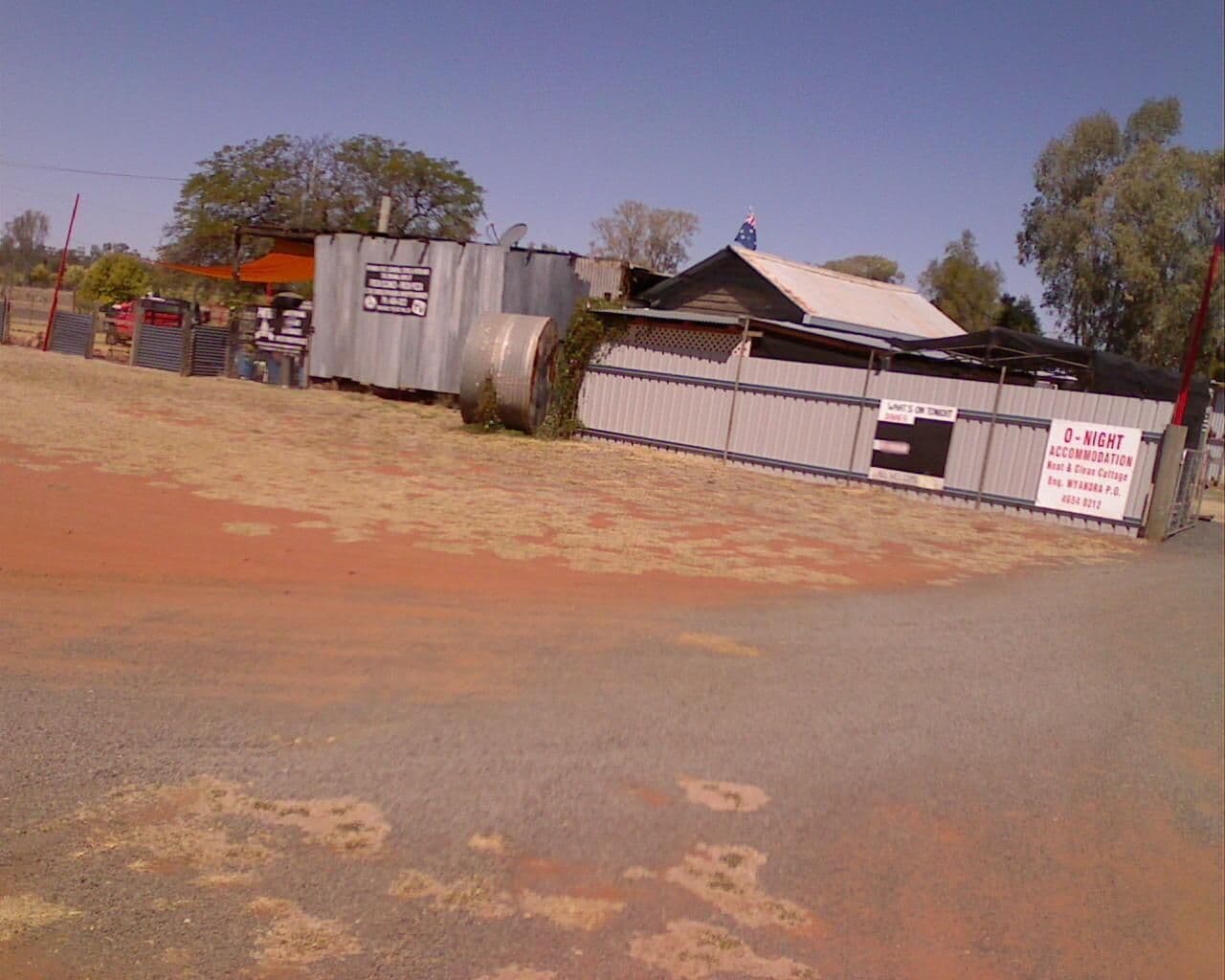 Street view near Wyandra Store Caravan Park, Cunnamulla — © bob3bob3 (CC BY-SA · Mapillary)