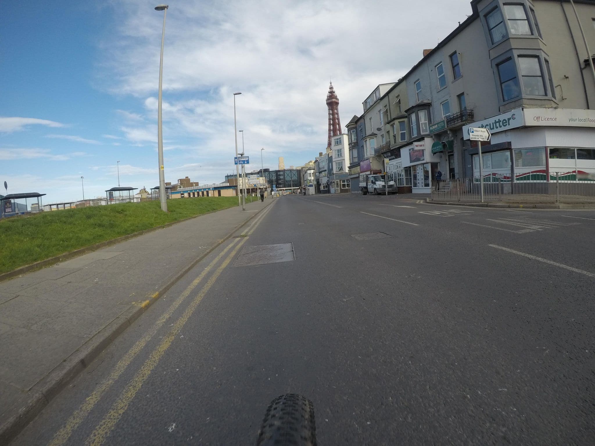 Street view near Frankies Hotel, Blackpool — © mfk (CC BY-SA · Mapillary)