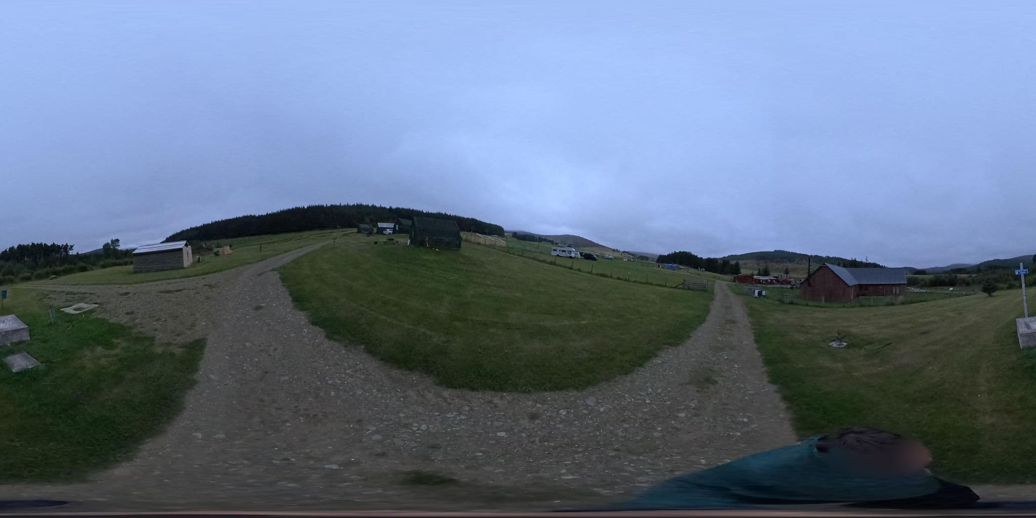 Street view near Cairgorns Glamping Riverside, Ballater — © coetserw (CC BY-SA · Mapillary)