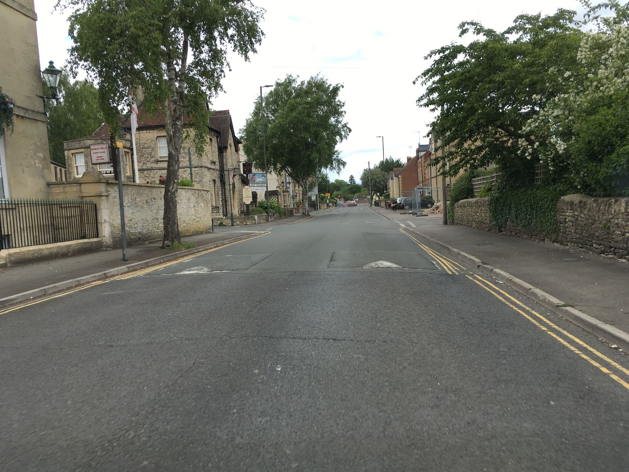 Street view near Apsley Villa, Cirencester — © southglos (CC BY-SA · Mapillary)