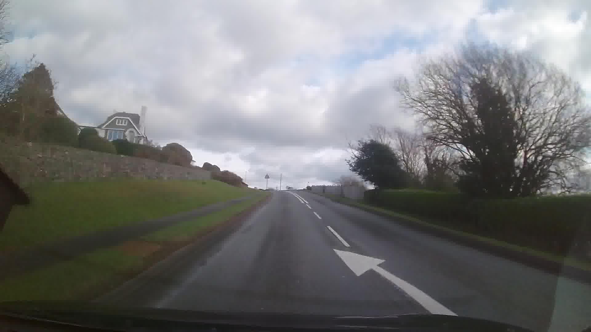 Street view near Tregennis, Criccieth — © trigpoint (CC BY-SA · Mapillary)