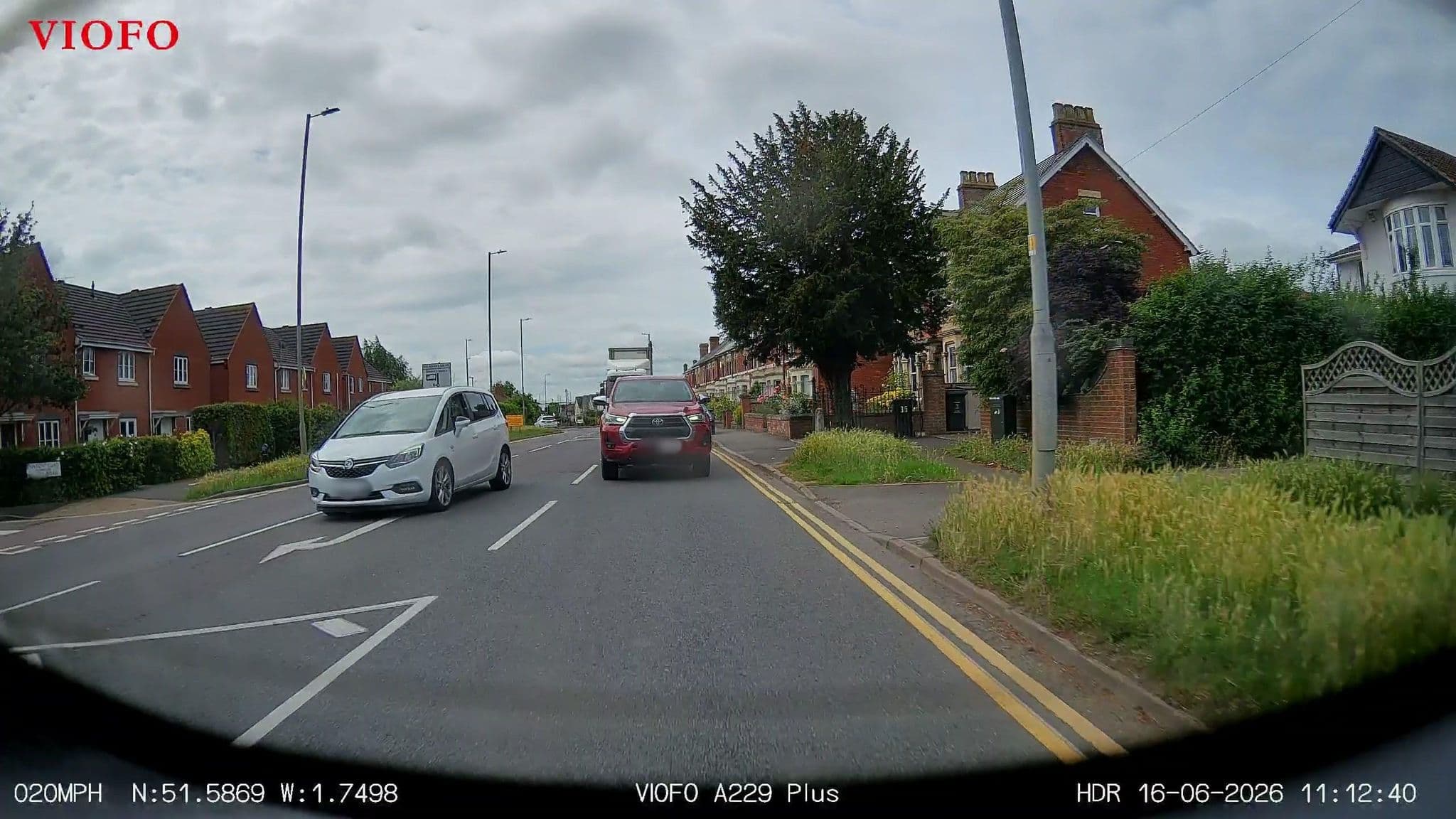 Street view near Orchard House, Broad Blunsdon — © RyanBush (CC BY-SA · Mapillary)